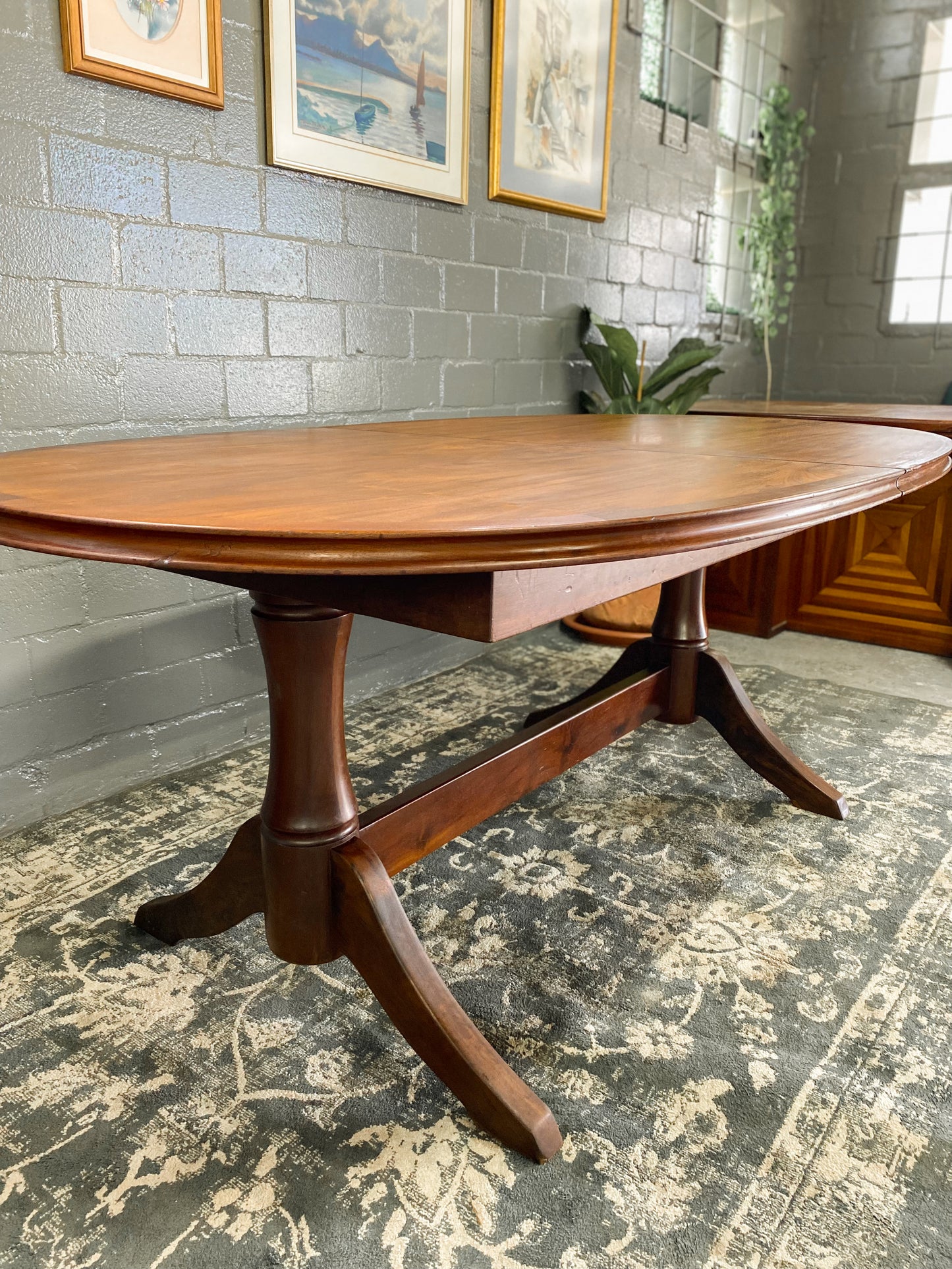 EE Meyer Extendable Dining Table