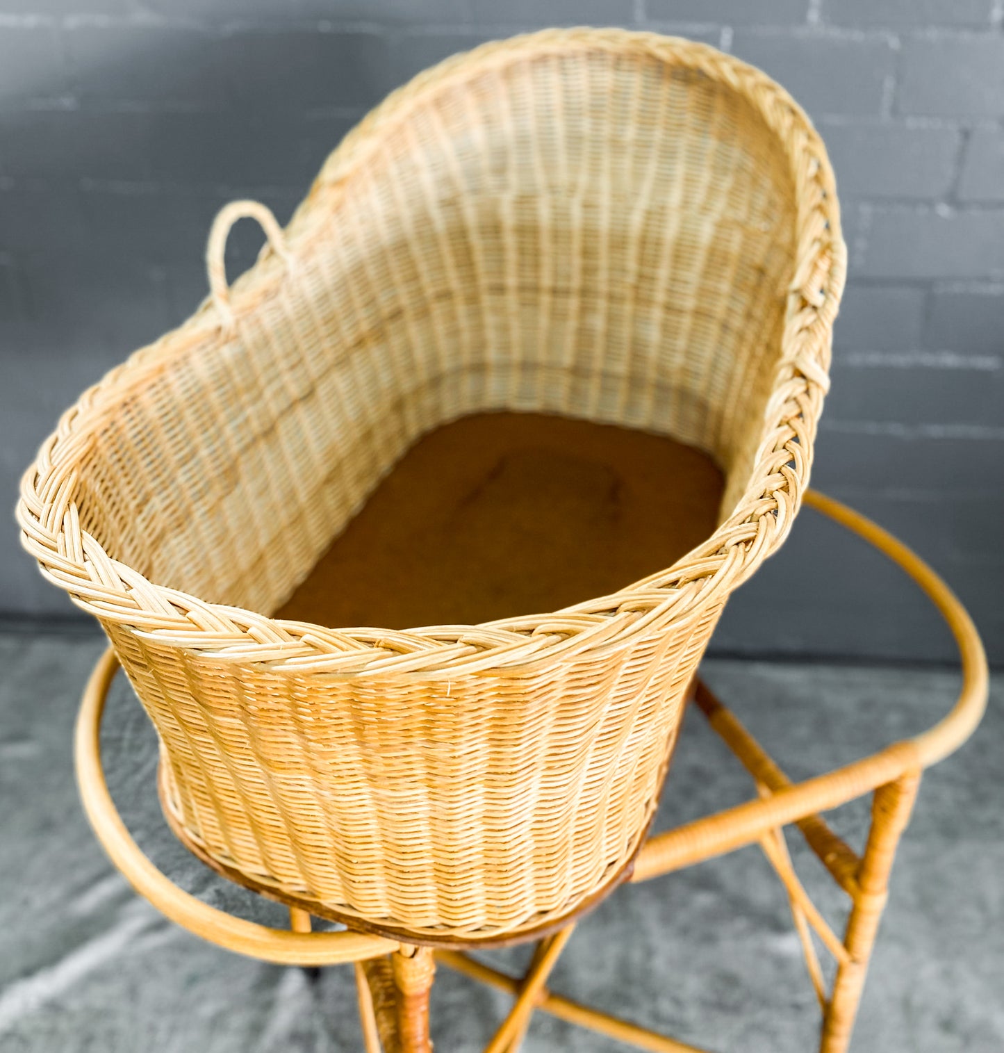 Woven Wicker Bassinet