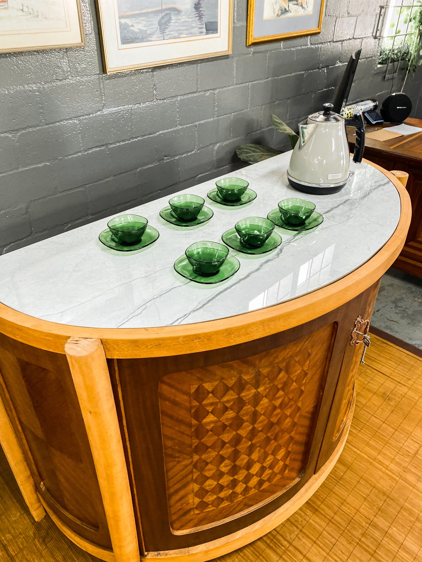 Jacob and Joseph Kohn Vienna, Austria Cabinet