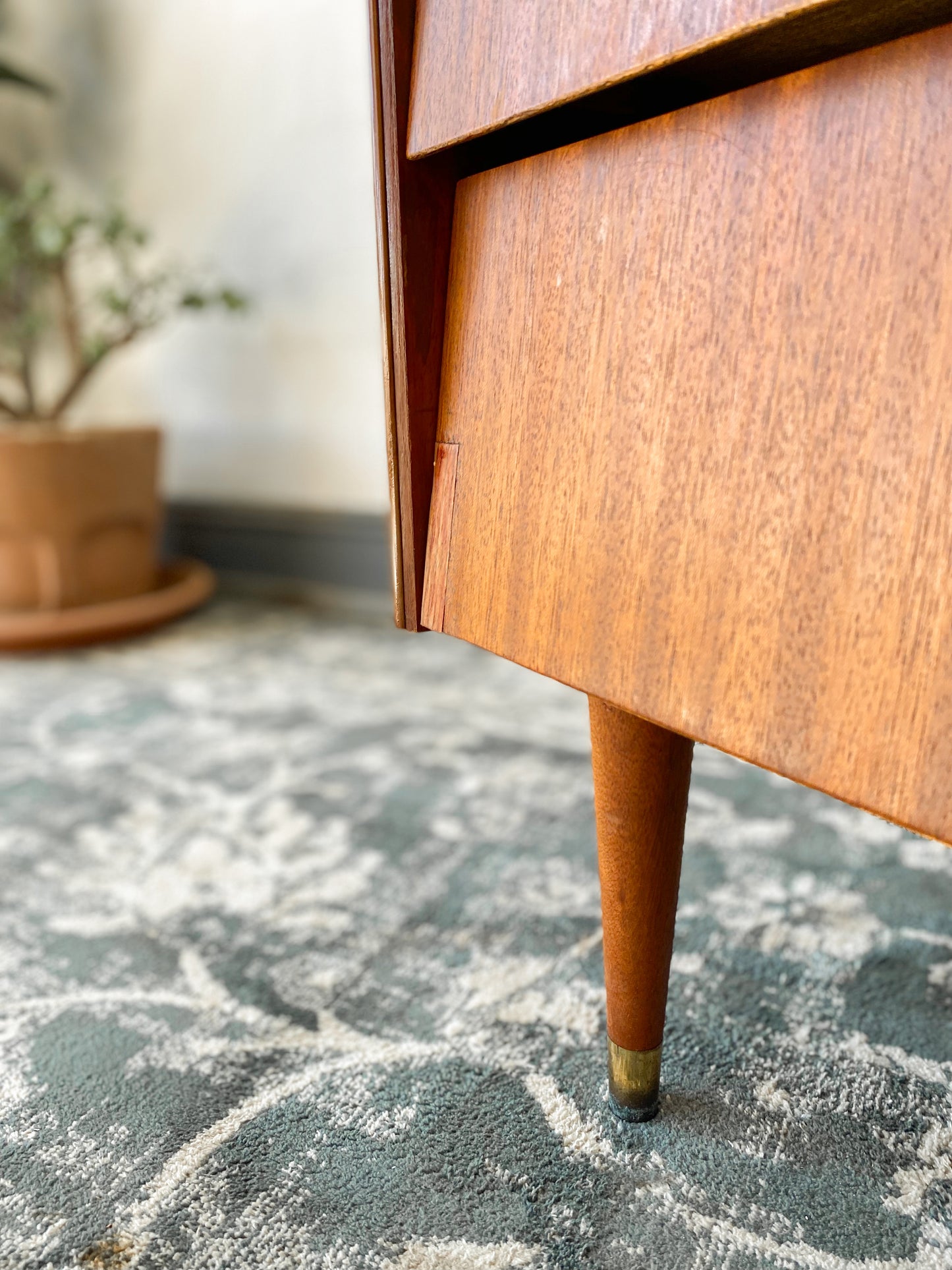 Avalon Chest of Drawers