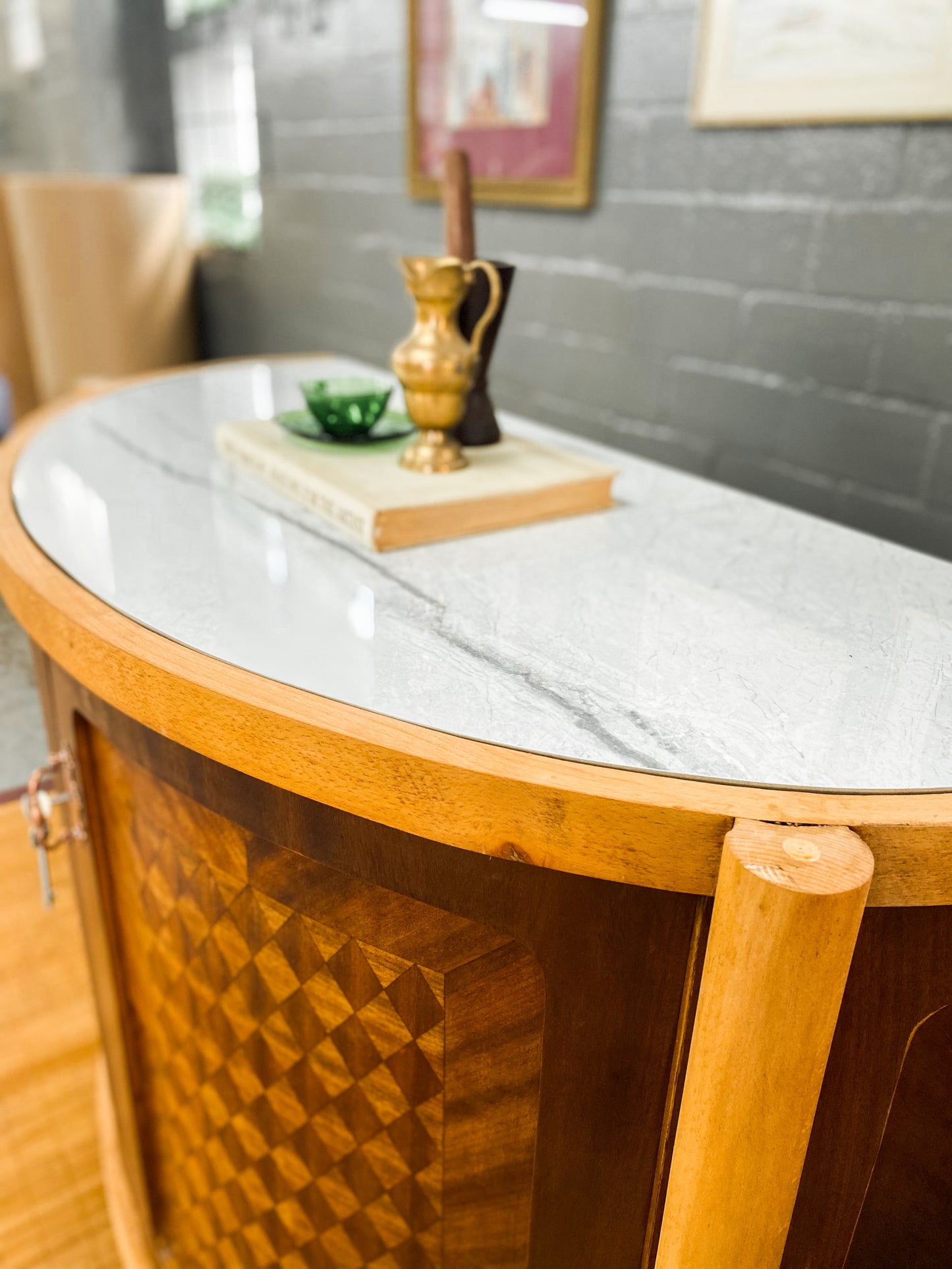 Jacob and Joseph Kohn Vienna, Austria Cabinet