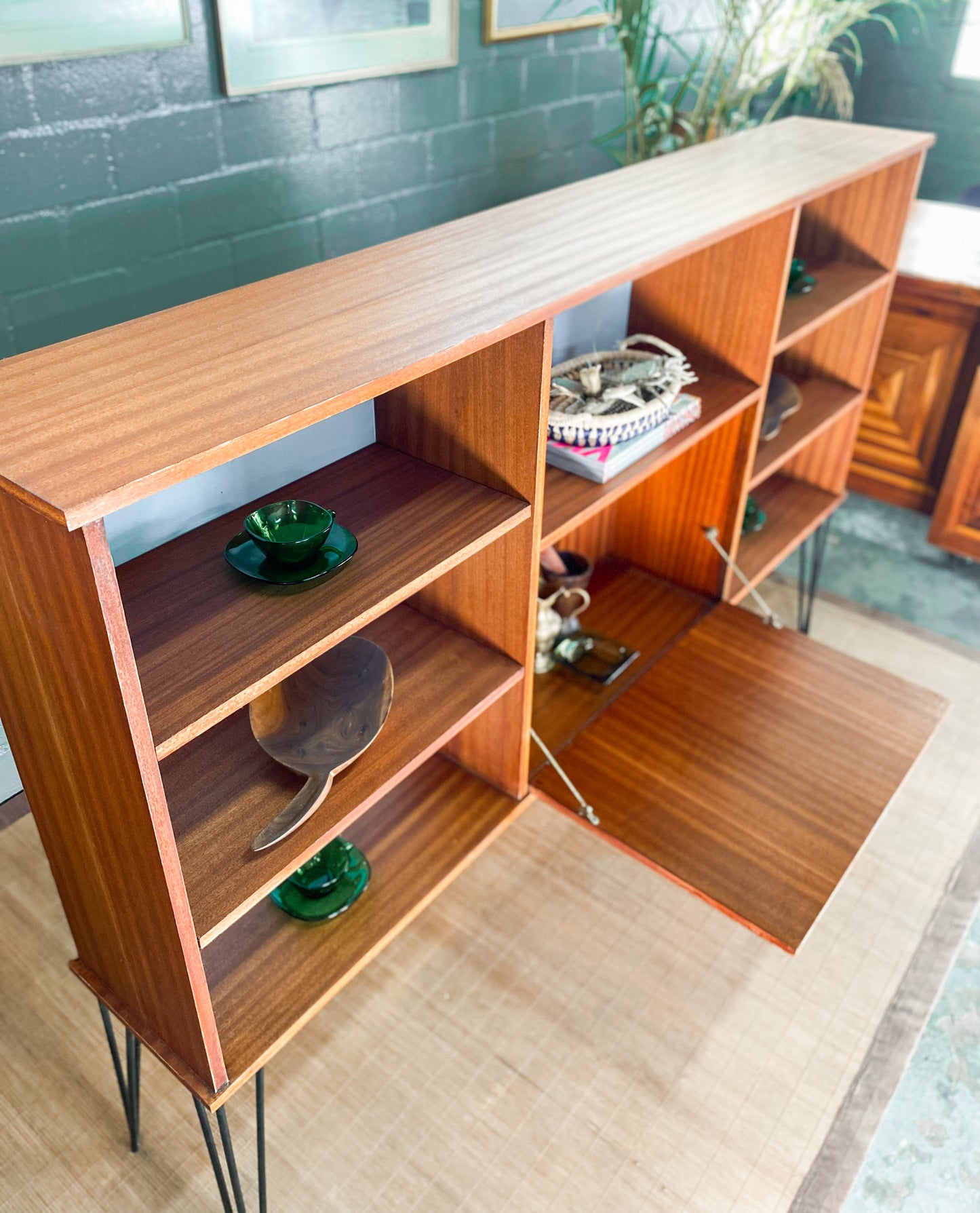 Reimagined Frystark Mid-Century Modern Bookshelf