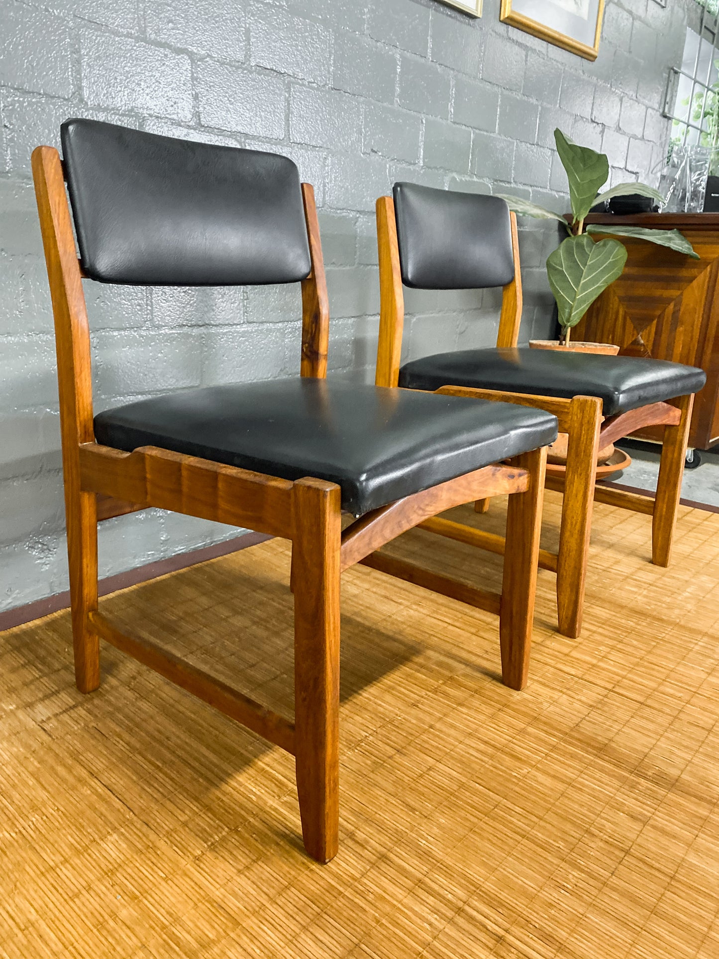 Pair of Novocraft Dining Chairs
