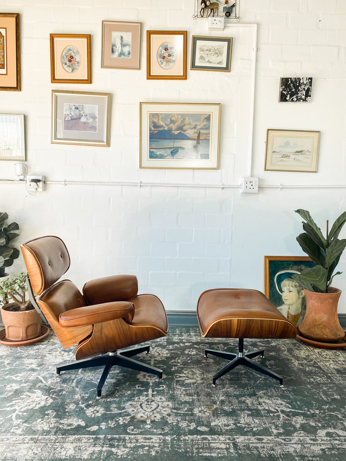 Eames Style Lounger and Footstool