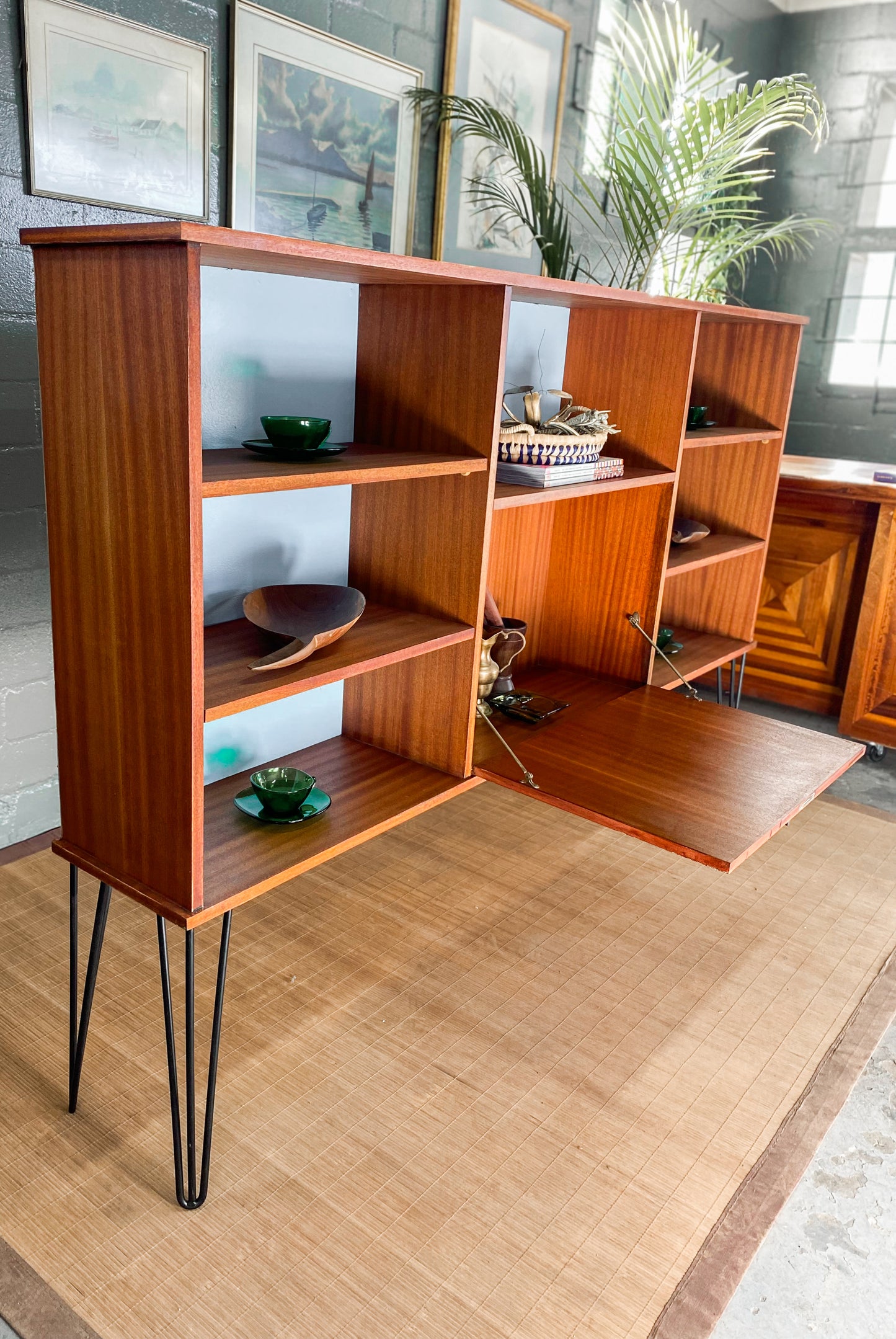 Reimagined Frystark Mid-Century Modern Bookshelf