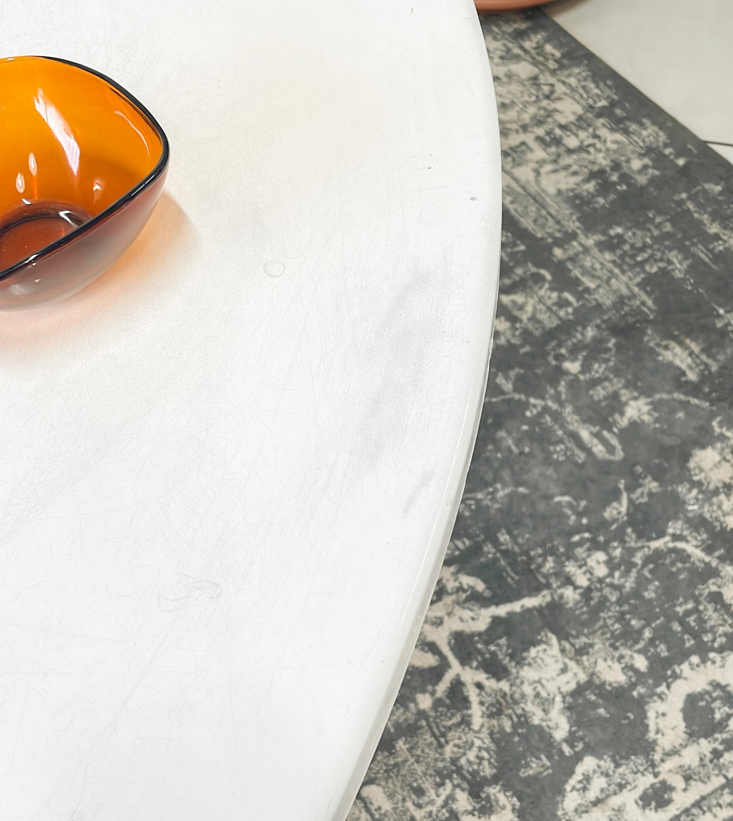 Tulip Style Dining Table