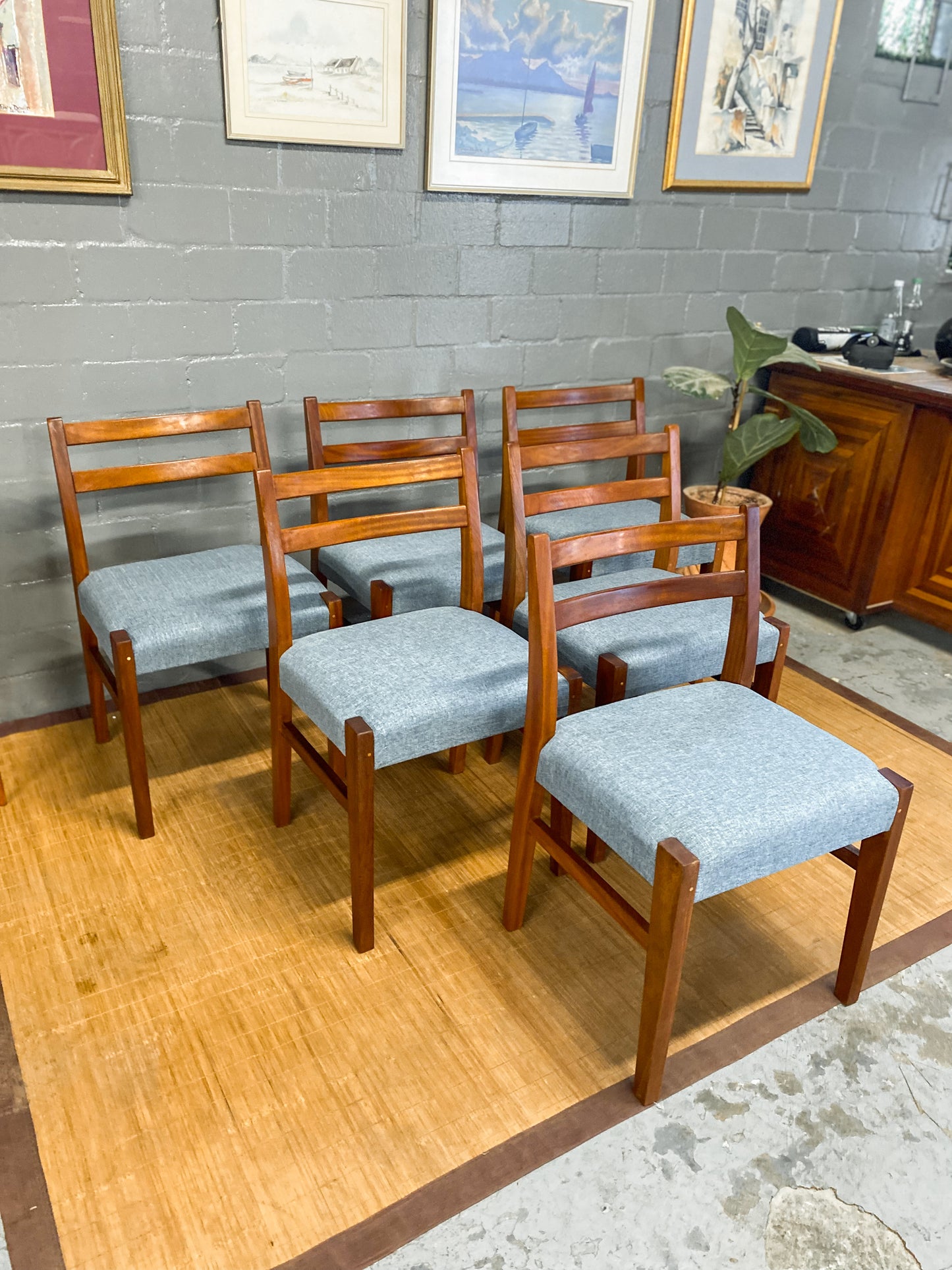 Set of 6 Mid Century Dining Chairs