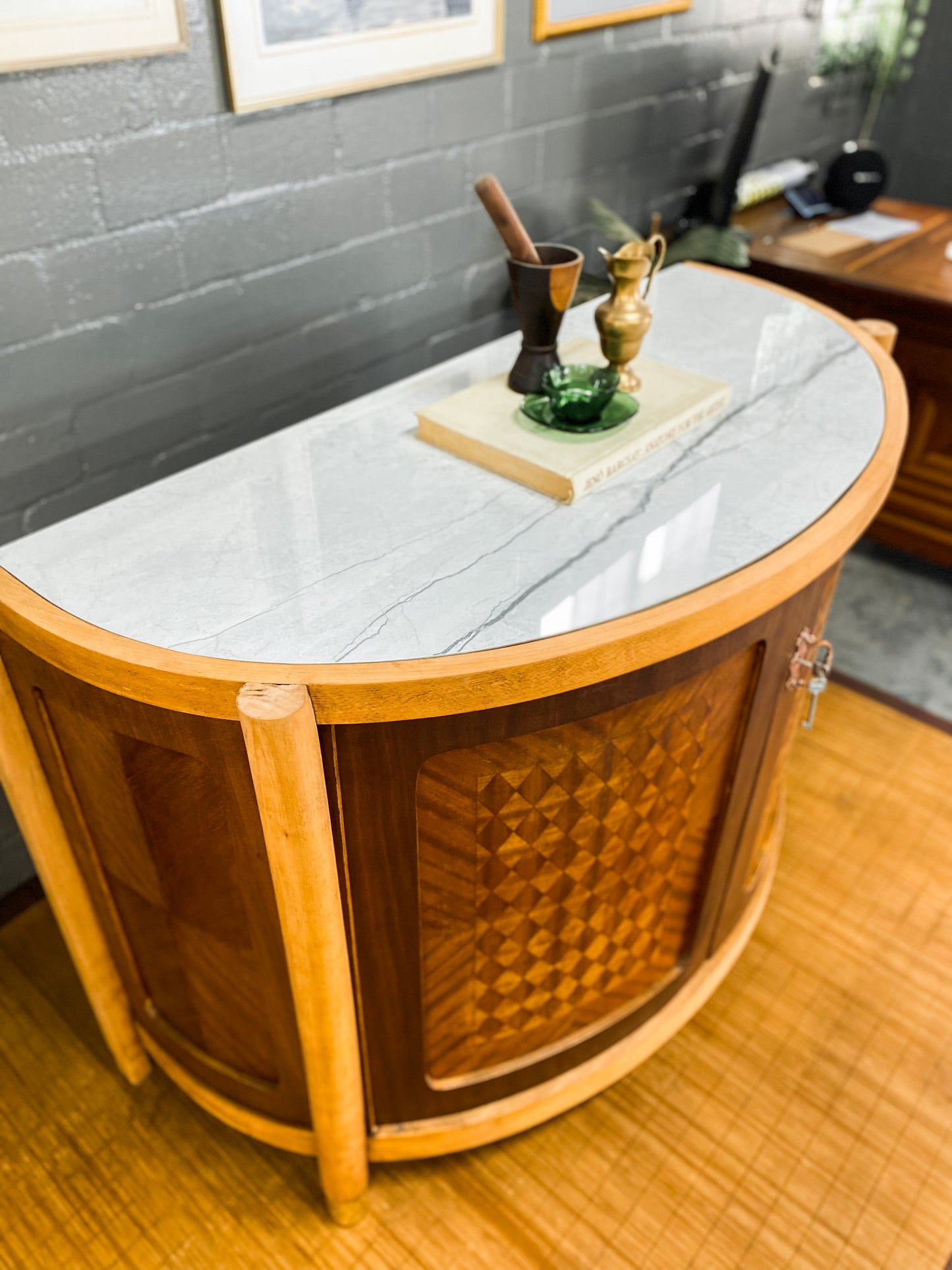 Jacob and Joseph Kohn Vienna, Austria Cabinet