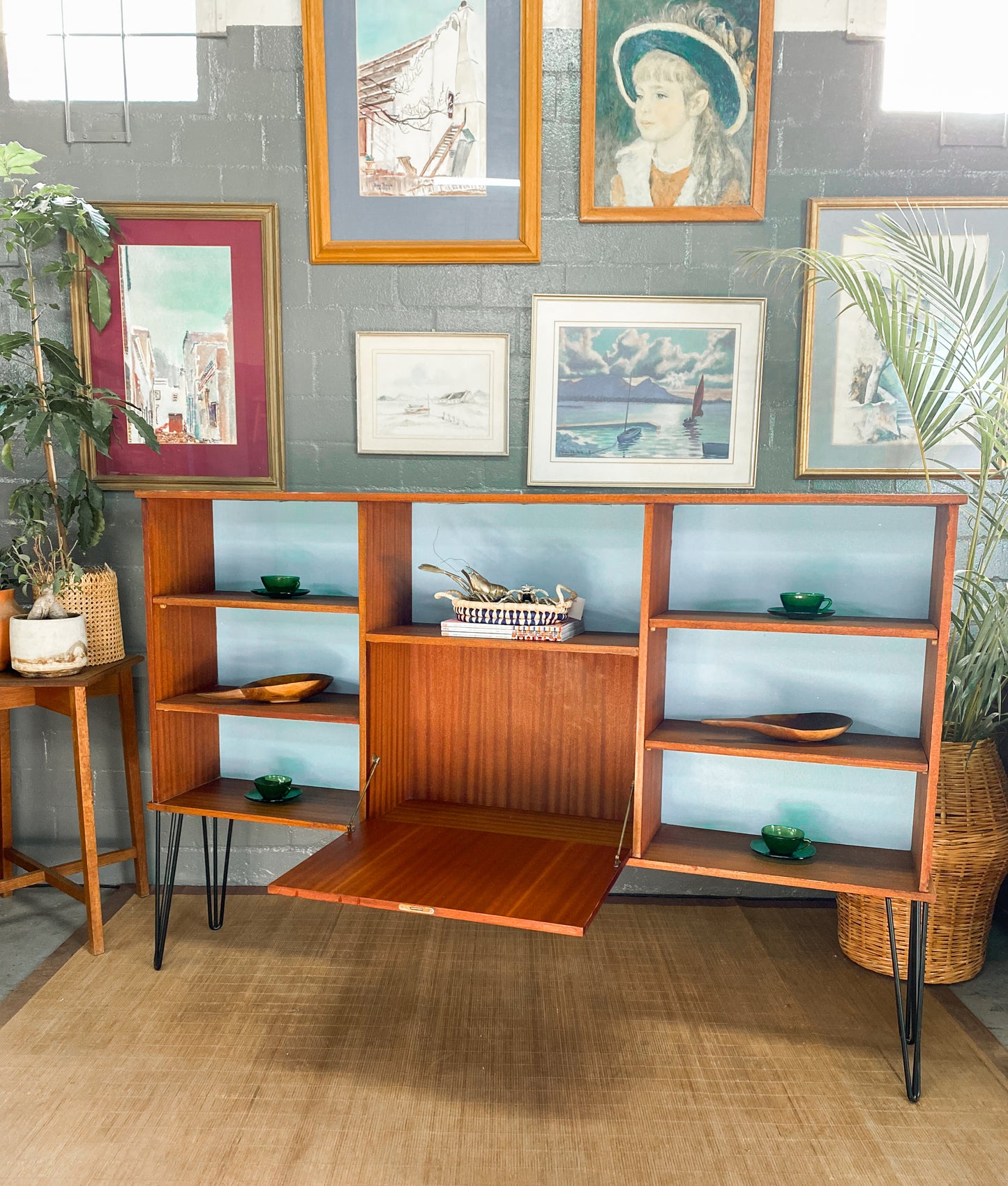 Reimagined Frystark Mid-Century Modern Bookshelf