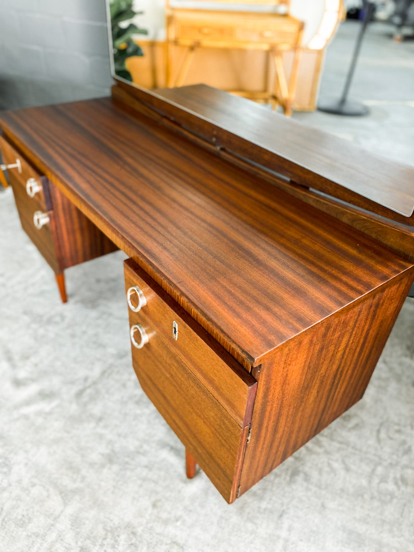 Frystark Mid Century Dresser