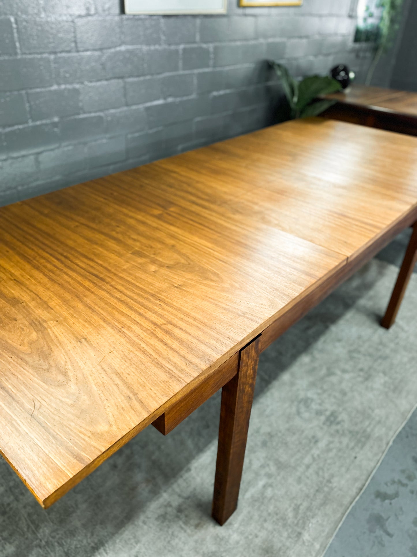 Mid Century Kiaat Extendable Dining Table