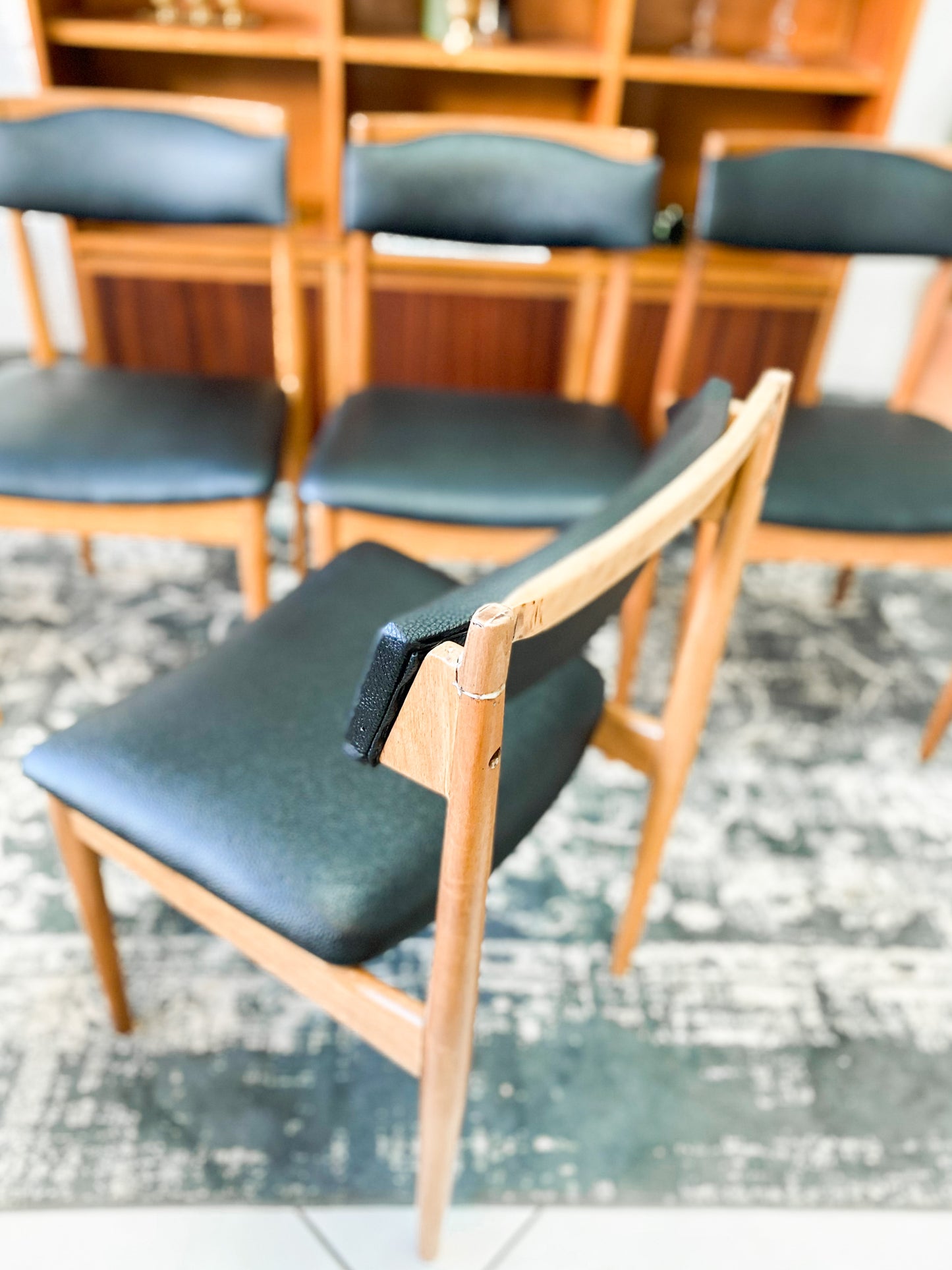 Set of 4 Mid Century Dining Chairs