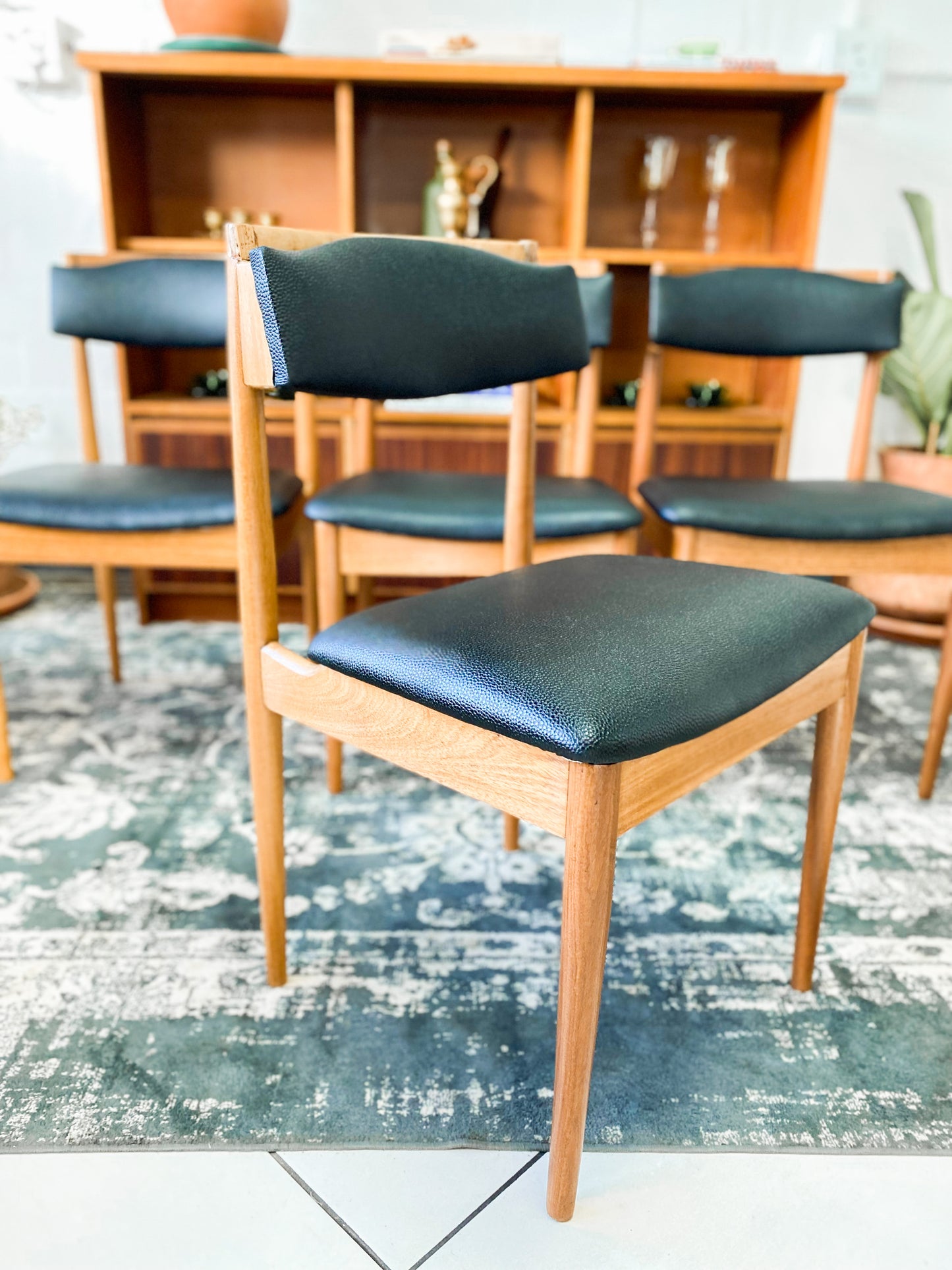 Set of 4 Mid Century Dining Chairs