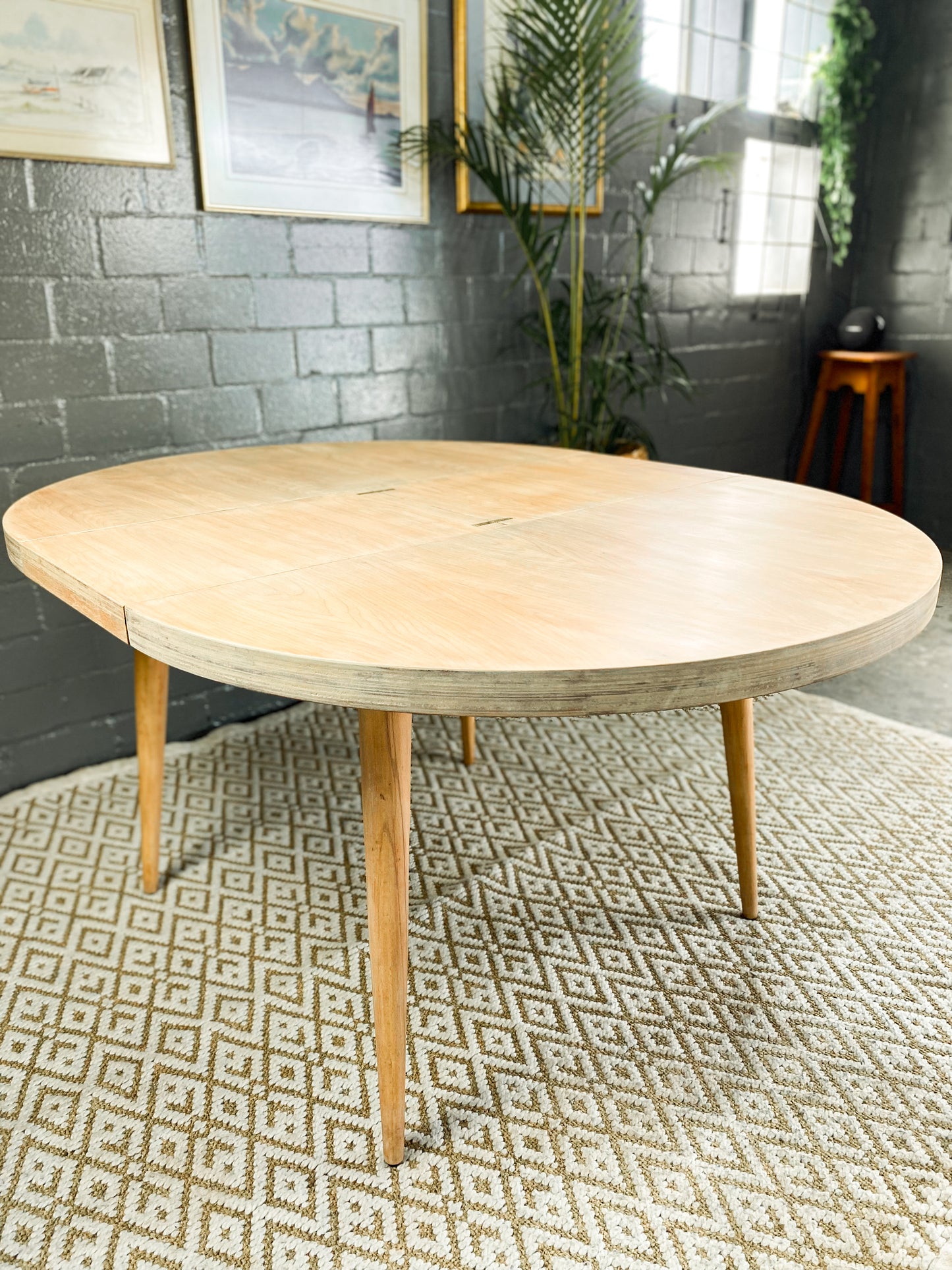 Bakker and Steiger Extendable Dining Table