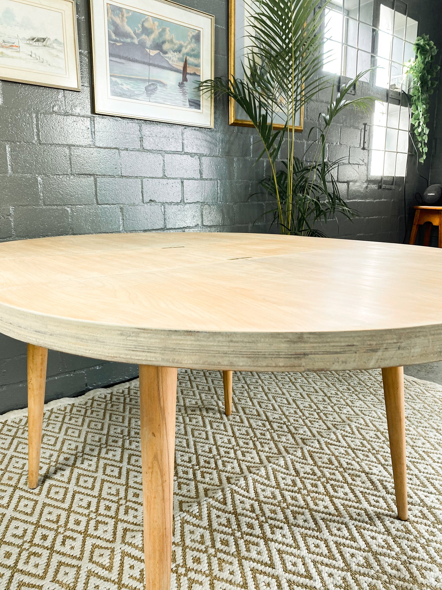 Bakker and Steiger Extendable Dining Table