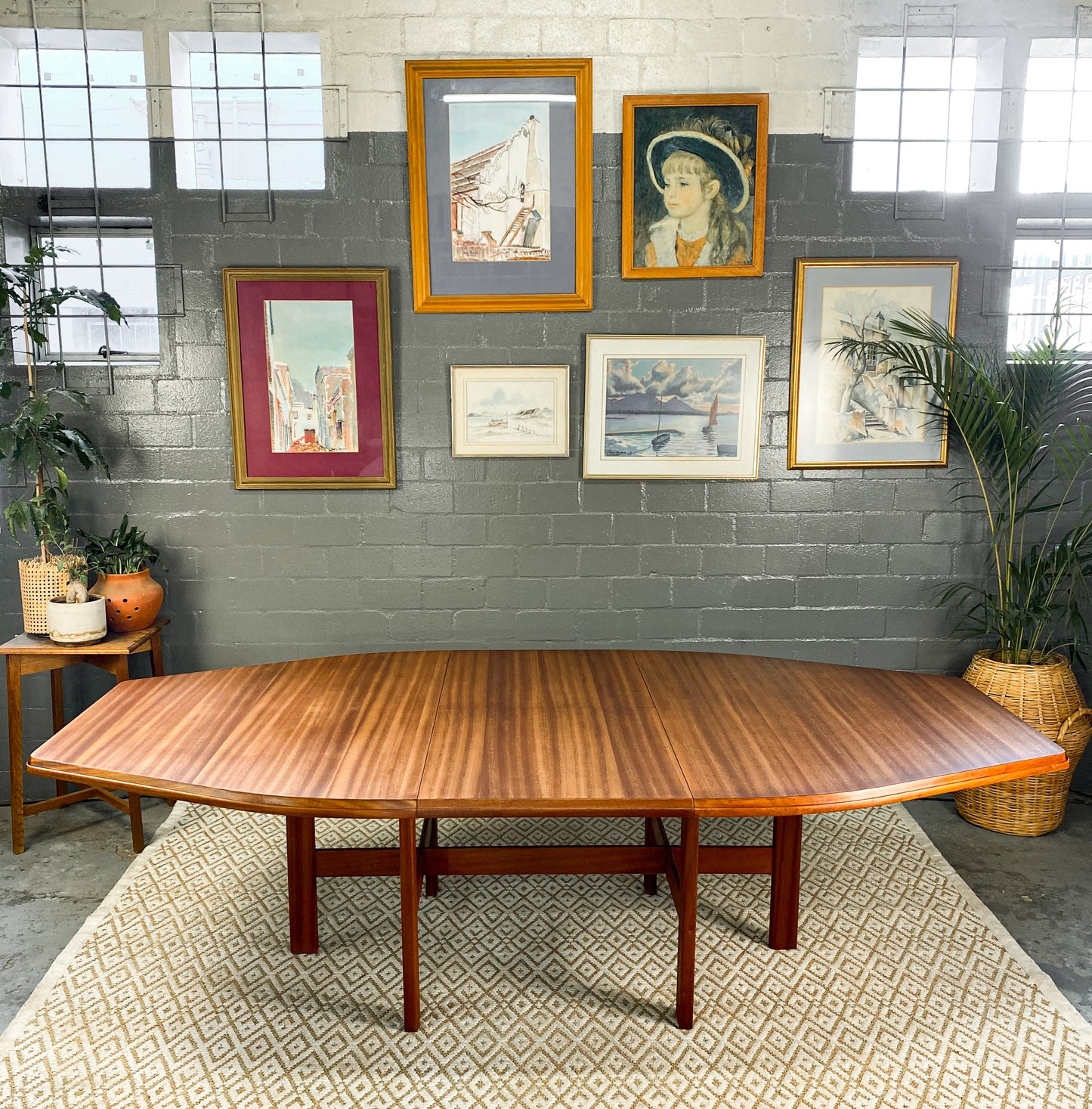 DS Vorster Dining Set