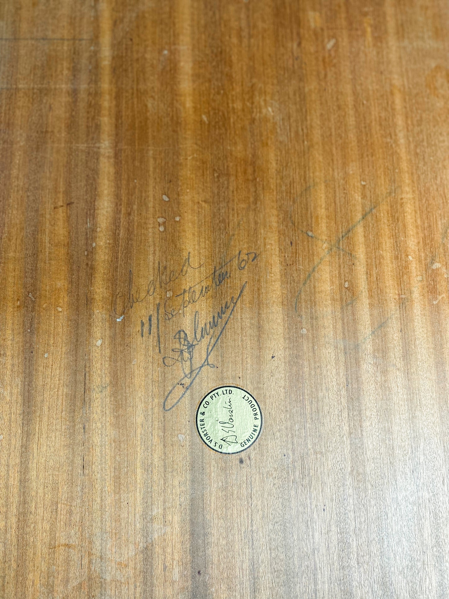 DS Vorster Dining Set