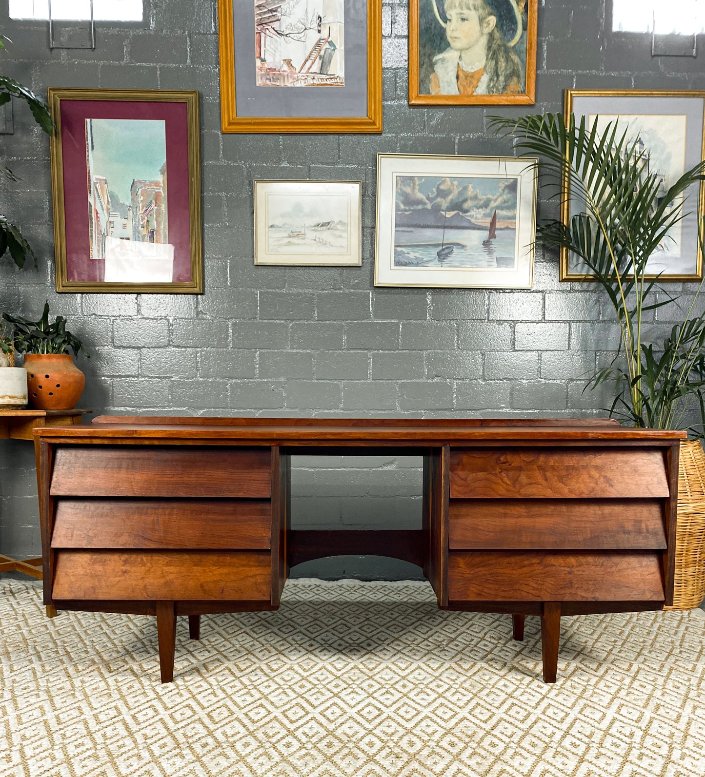 Mid-Century Modern Imbuia Dresser