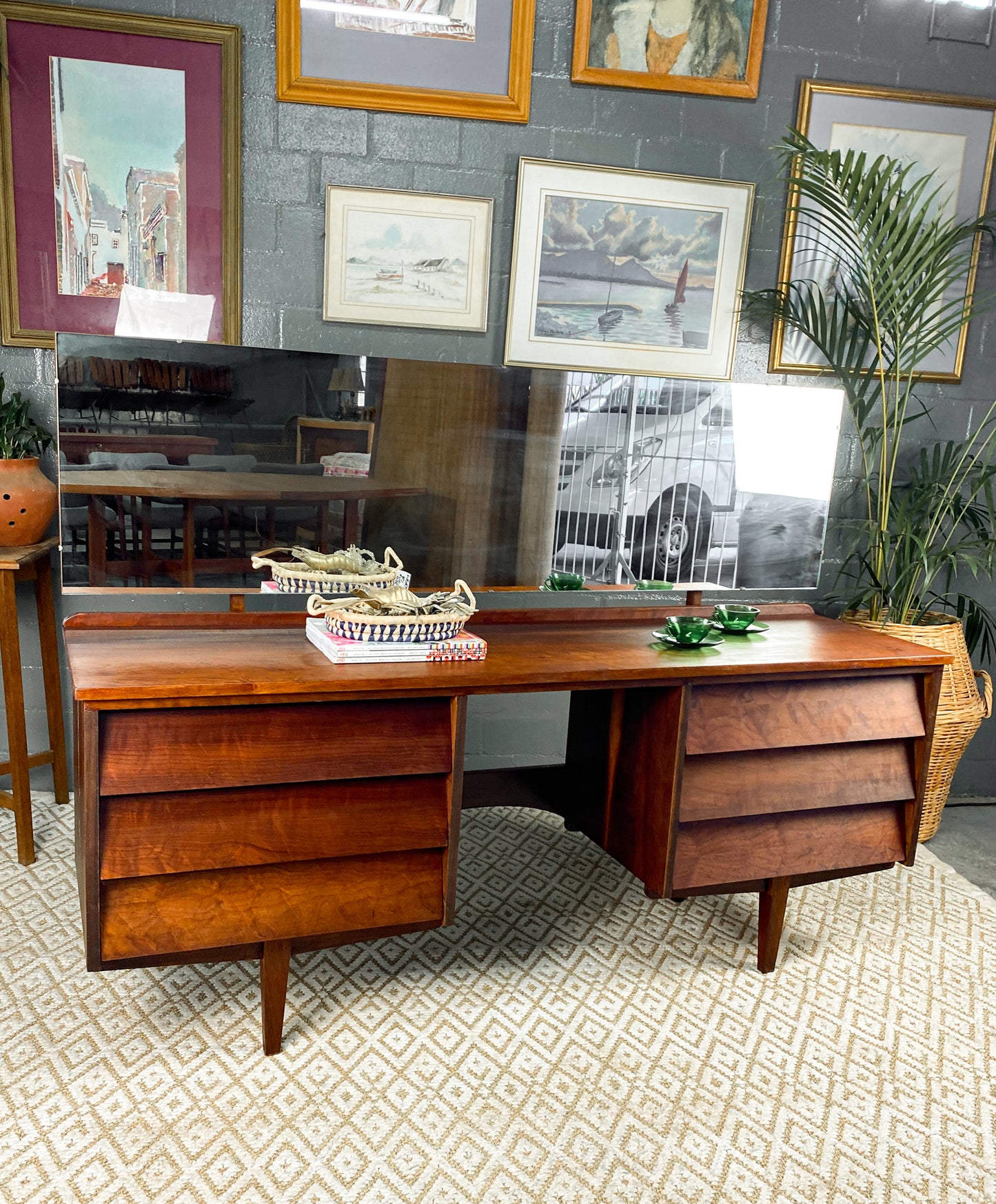 Mid-Century Modern Imbuia Dresser