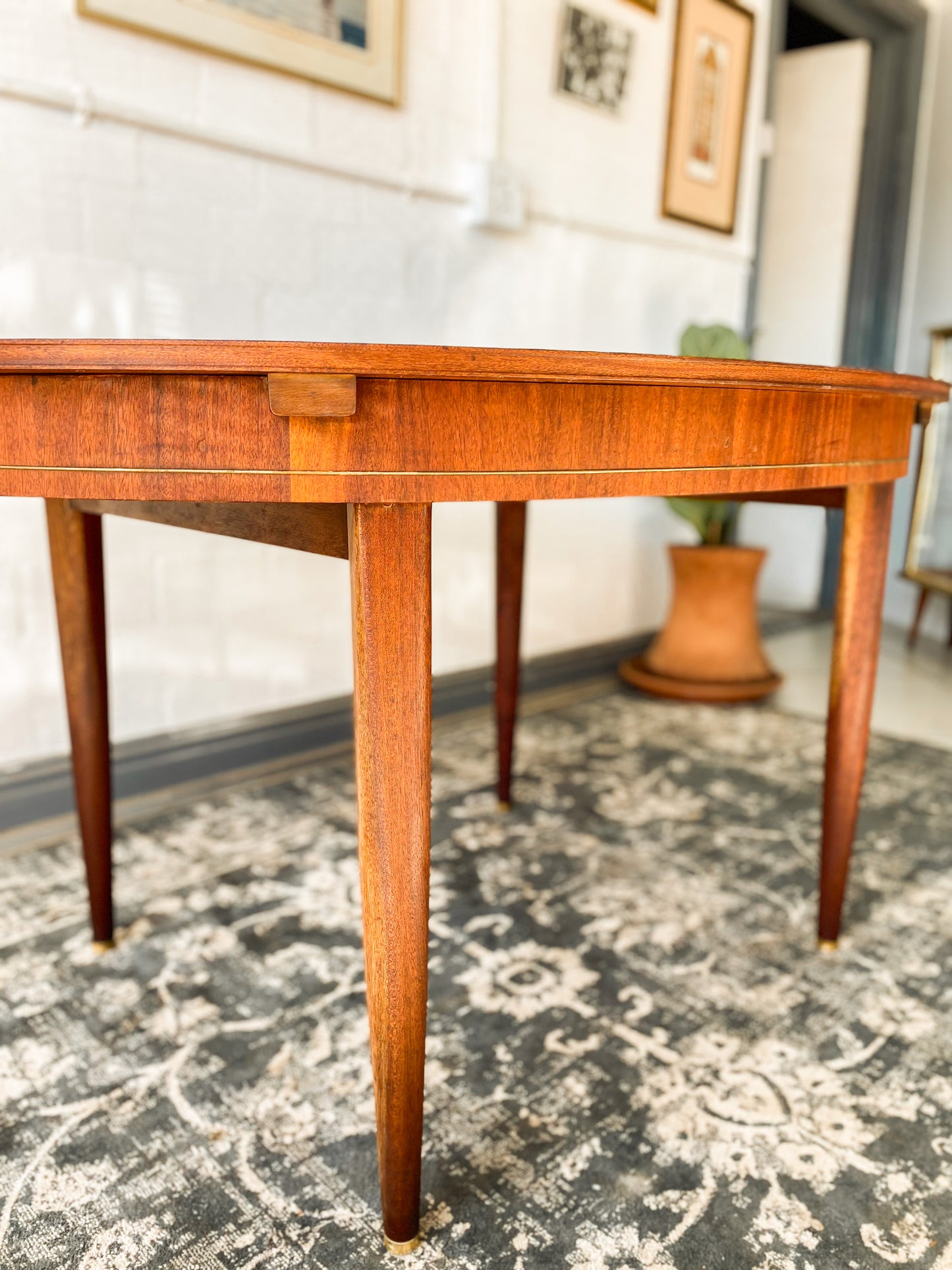 Greaves and Thomas Extendable Dining Table