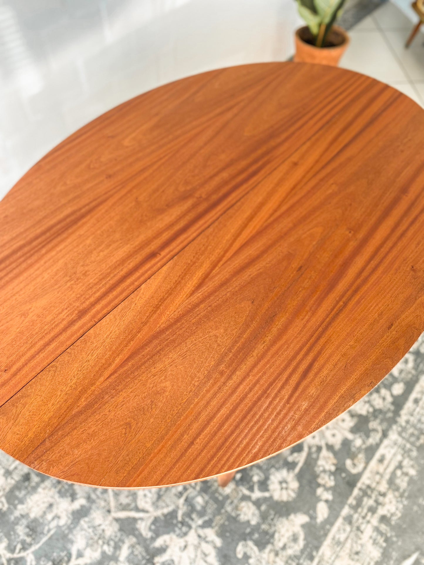 Greaves and Thomas Extendable Dining Table