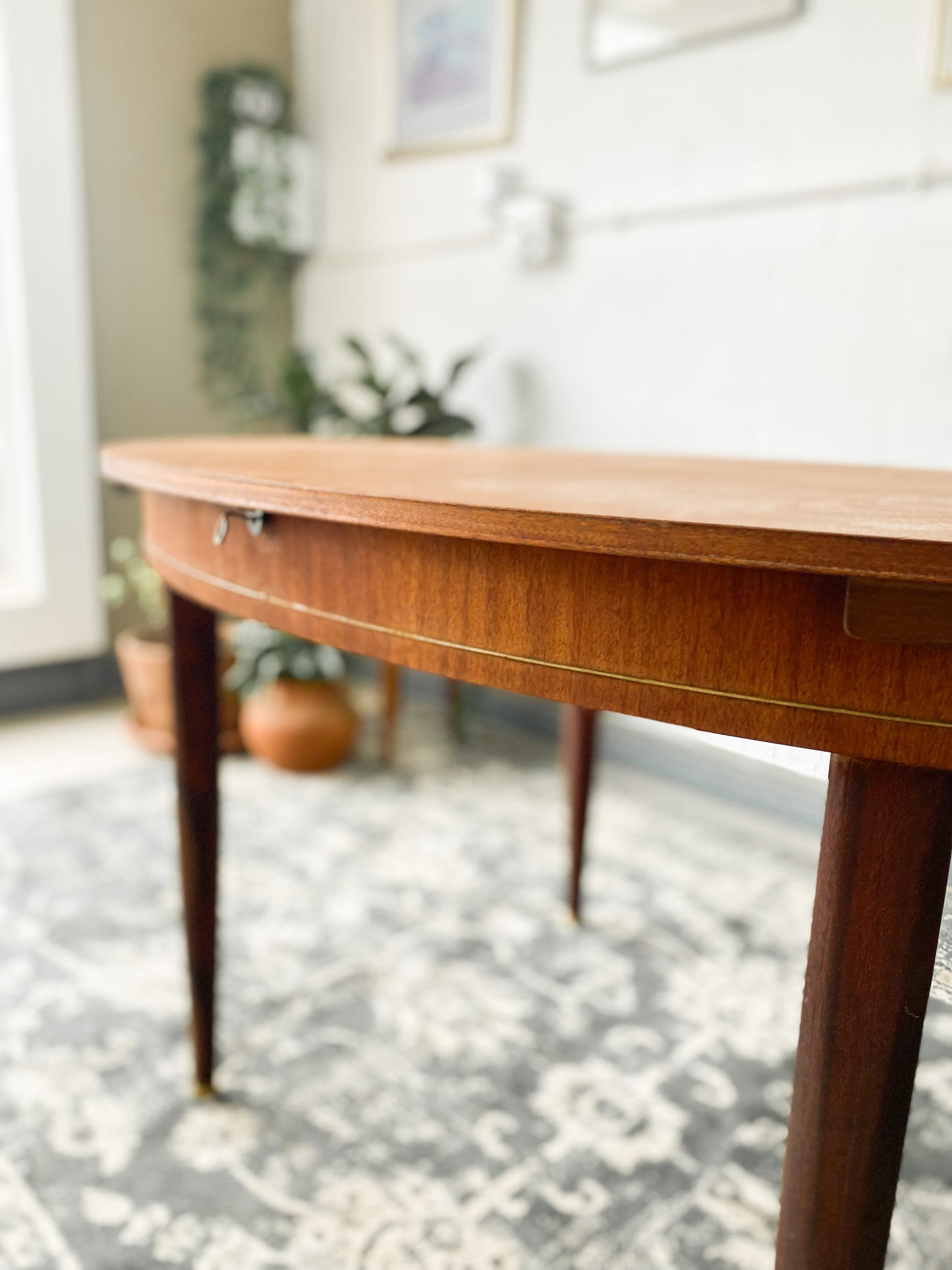 Greaves and Thomas Extendable Dining Table