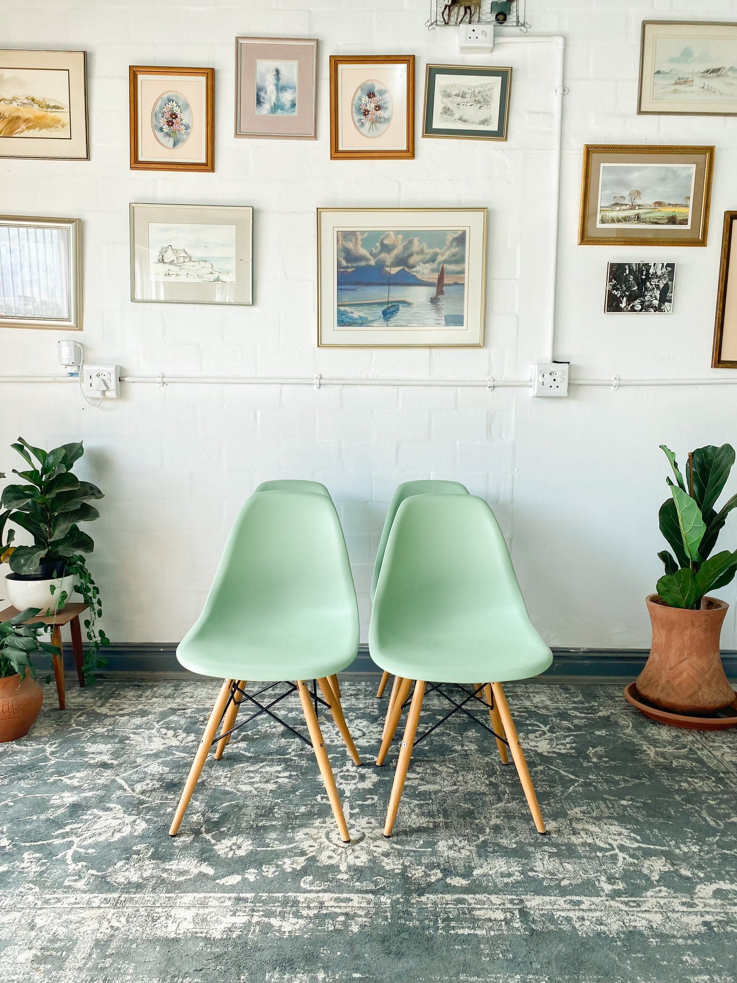 Set of 4 Lime Green Modern Eames style Dining Chairs