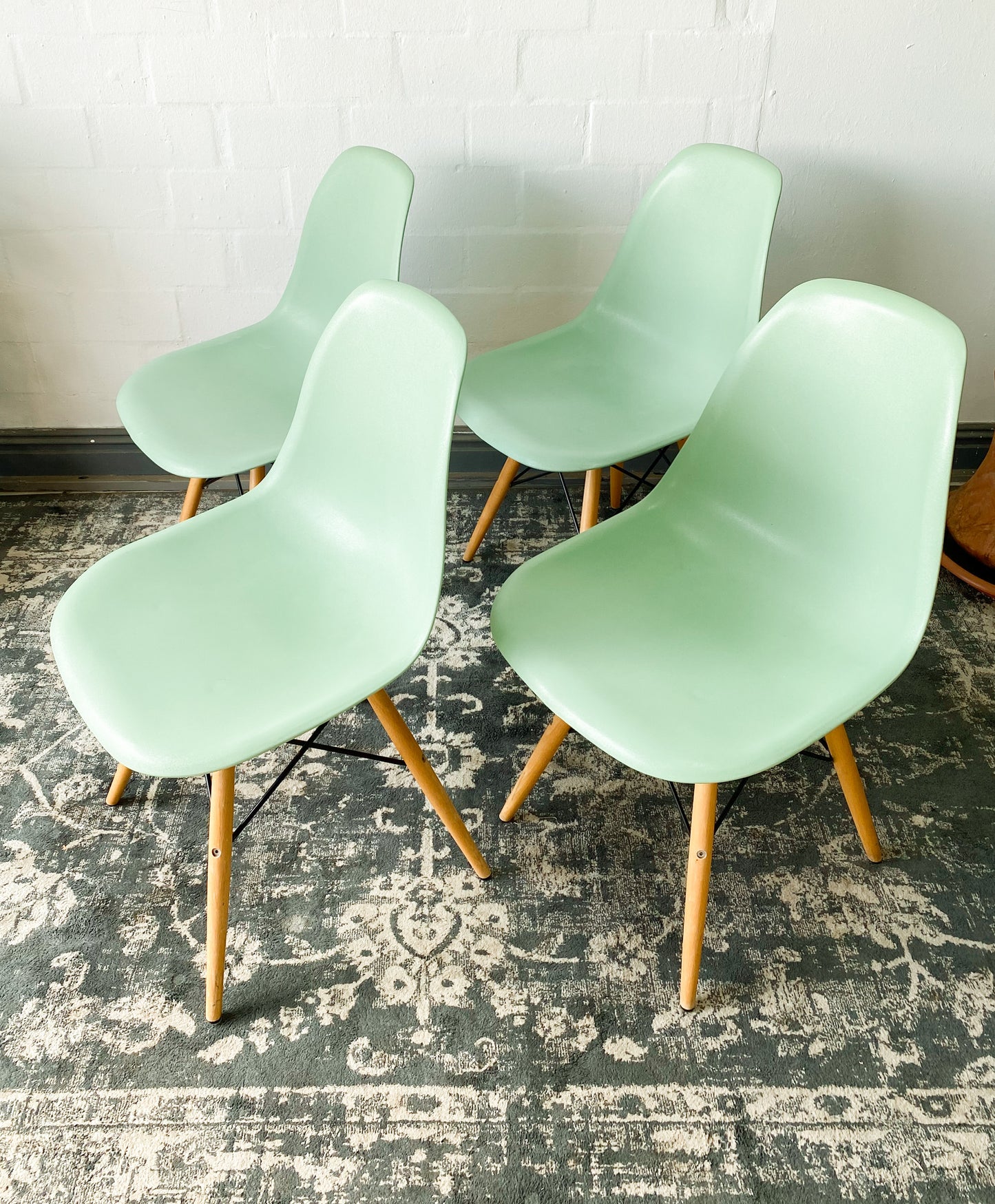 Set of 4 Lime Green Modern Eames style Dining Chairs