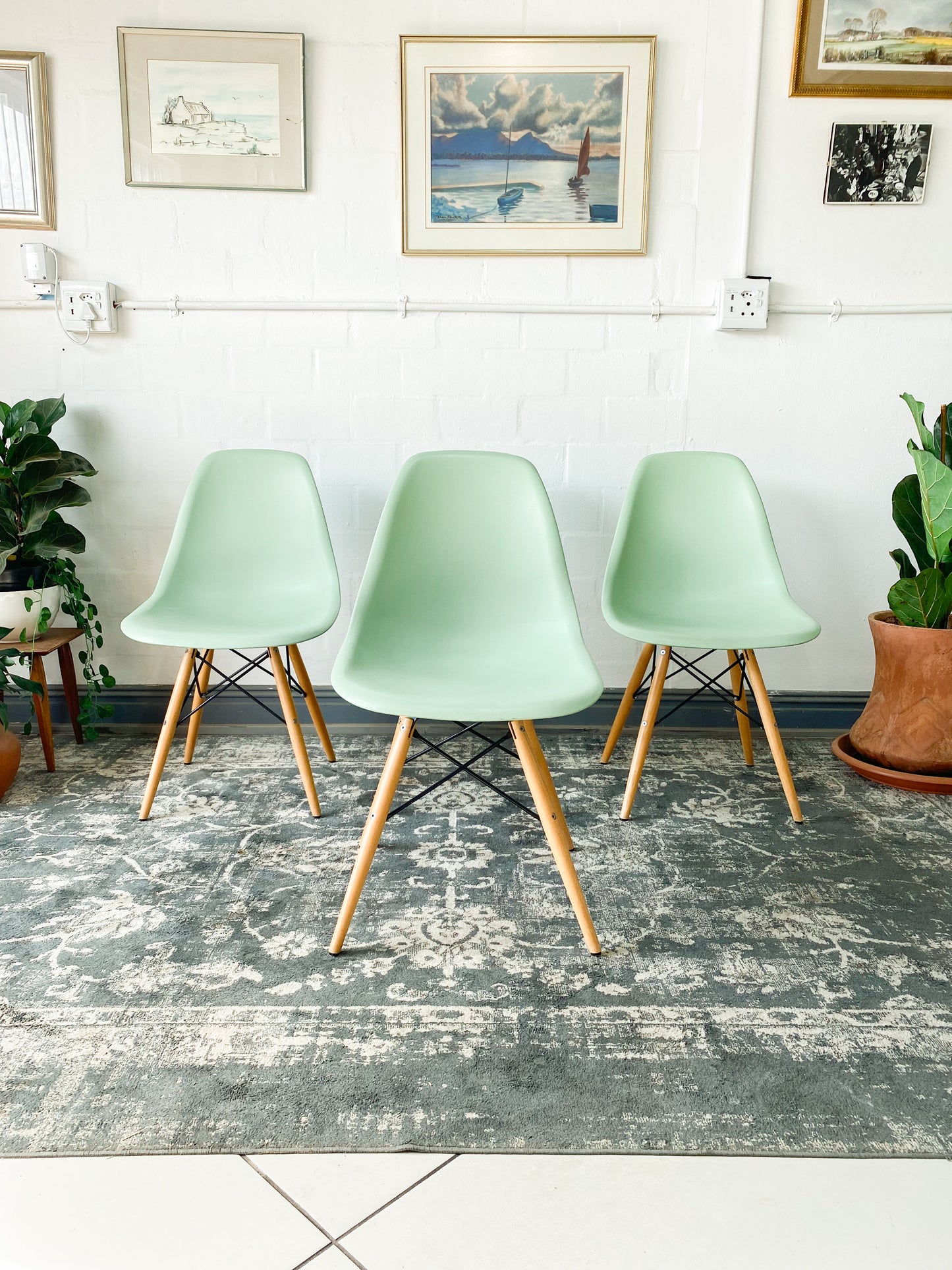 Set of 4 Lime Green Modern Eames style Dining Chairs