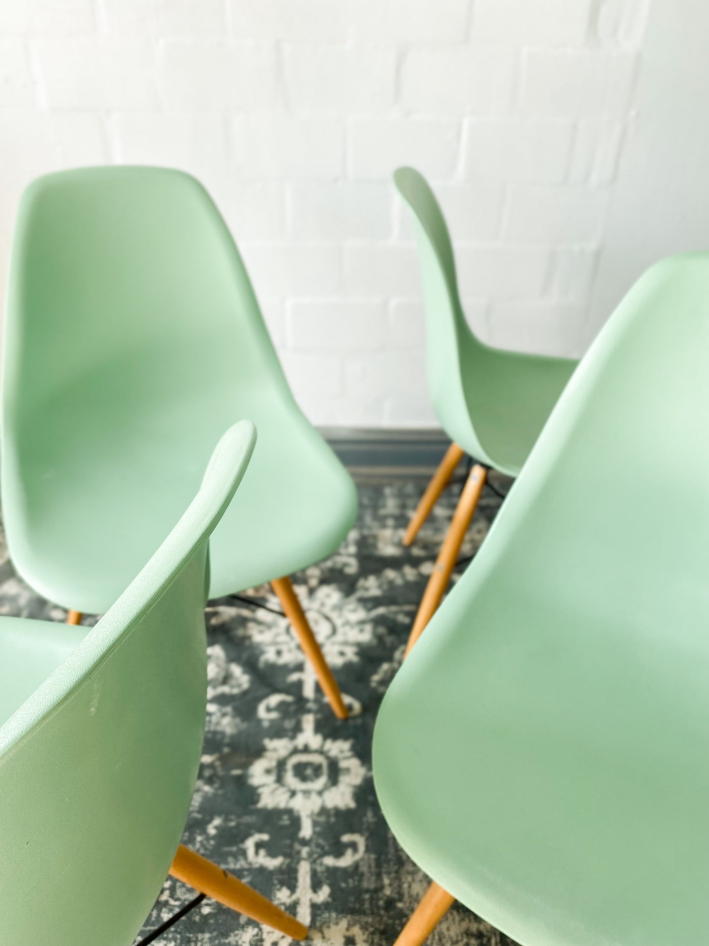 Set of 4 Lime Green Modern Eames style Dining Chairs