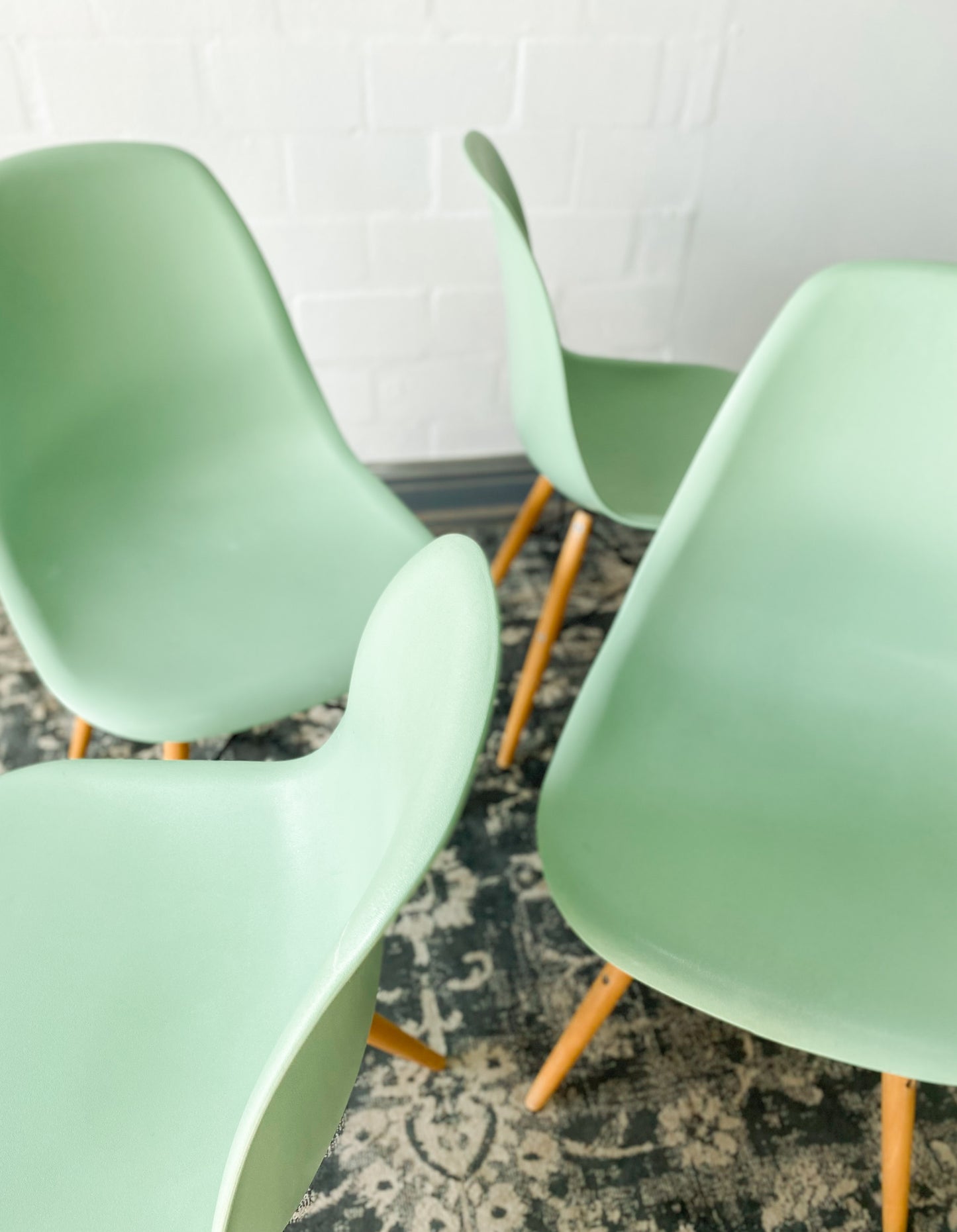 Set of 4 Lime Green Modern Eames style Dining Chairs