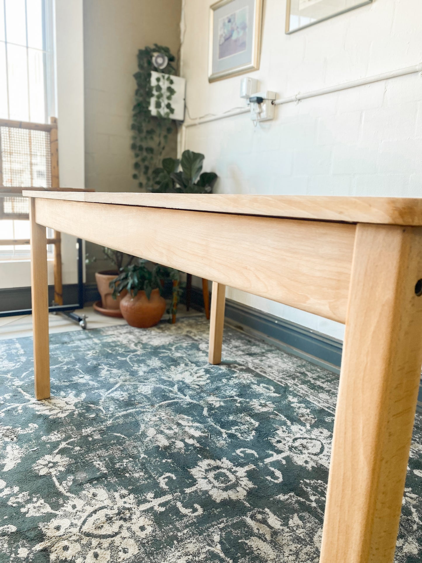 Extendable Dining Table