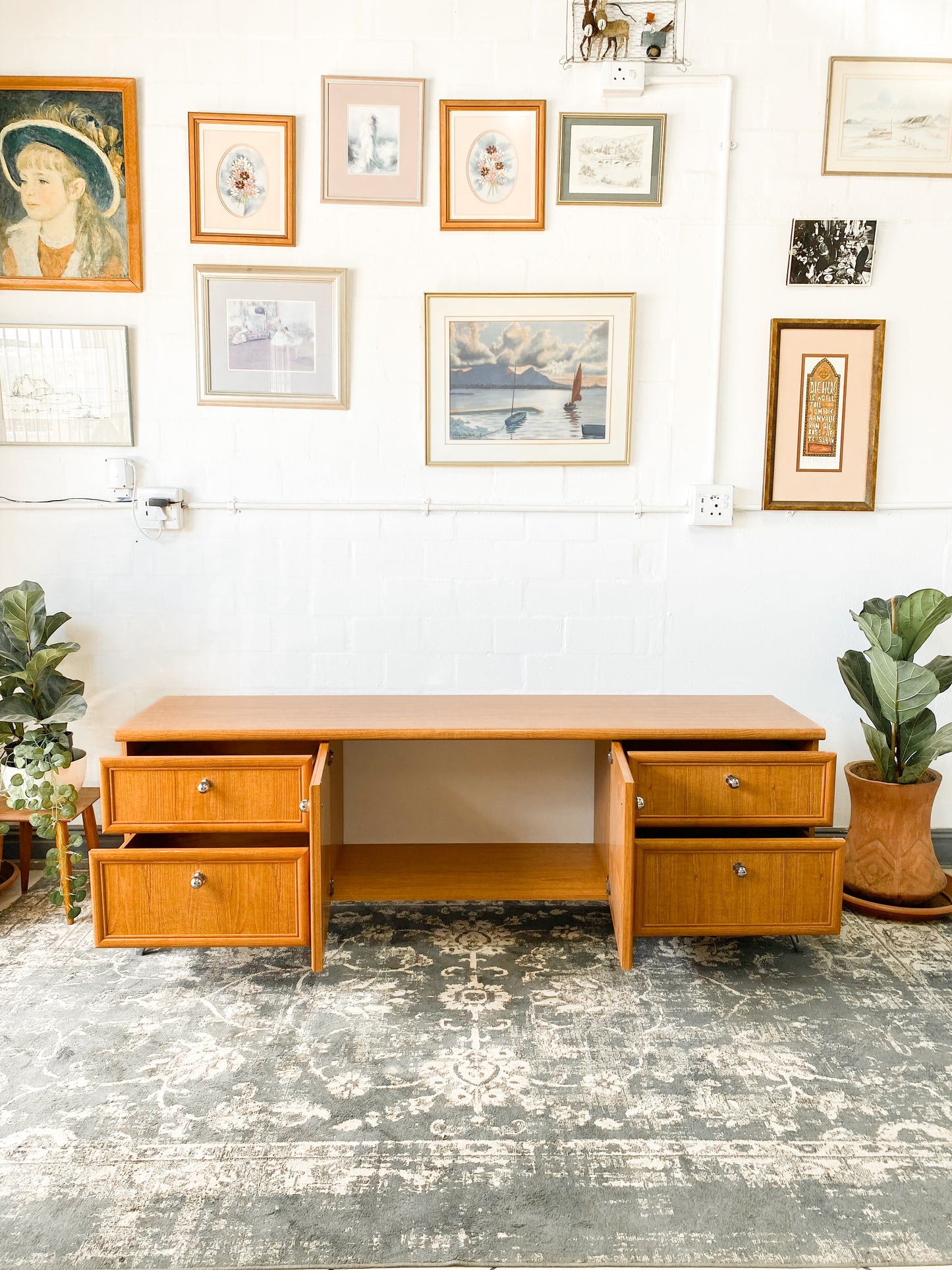 Mid Century Schreiber Sideboard