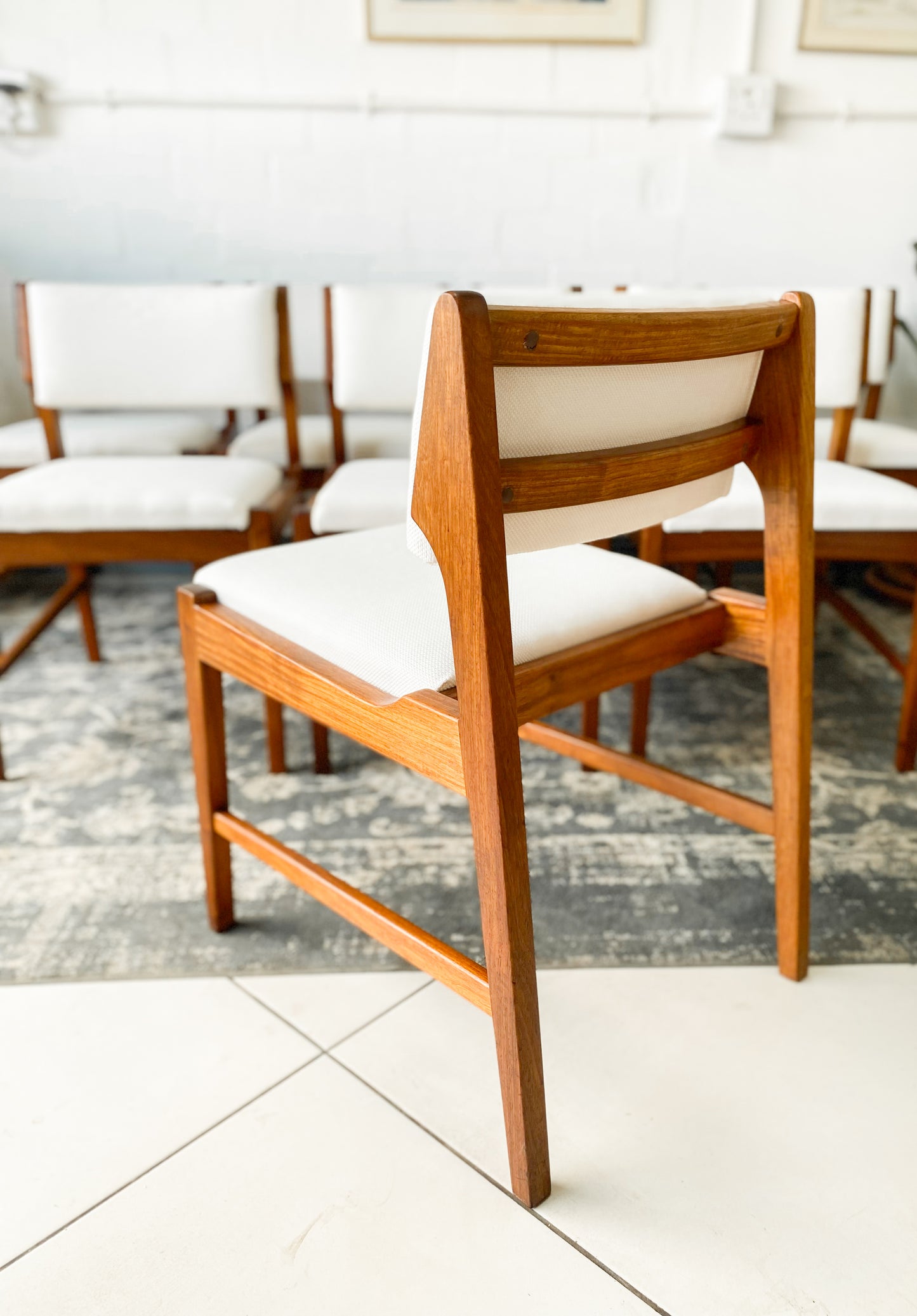 Set of 8 Kallenbach-style dining chairs