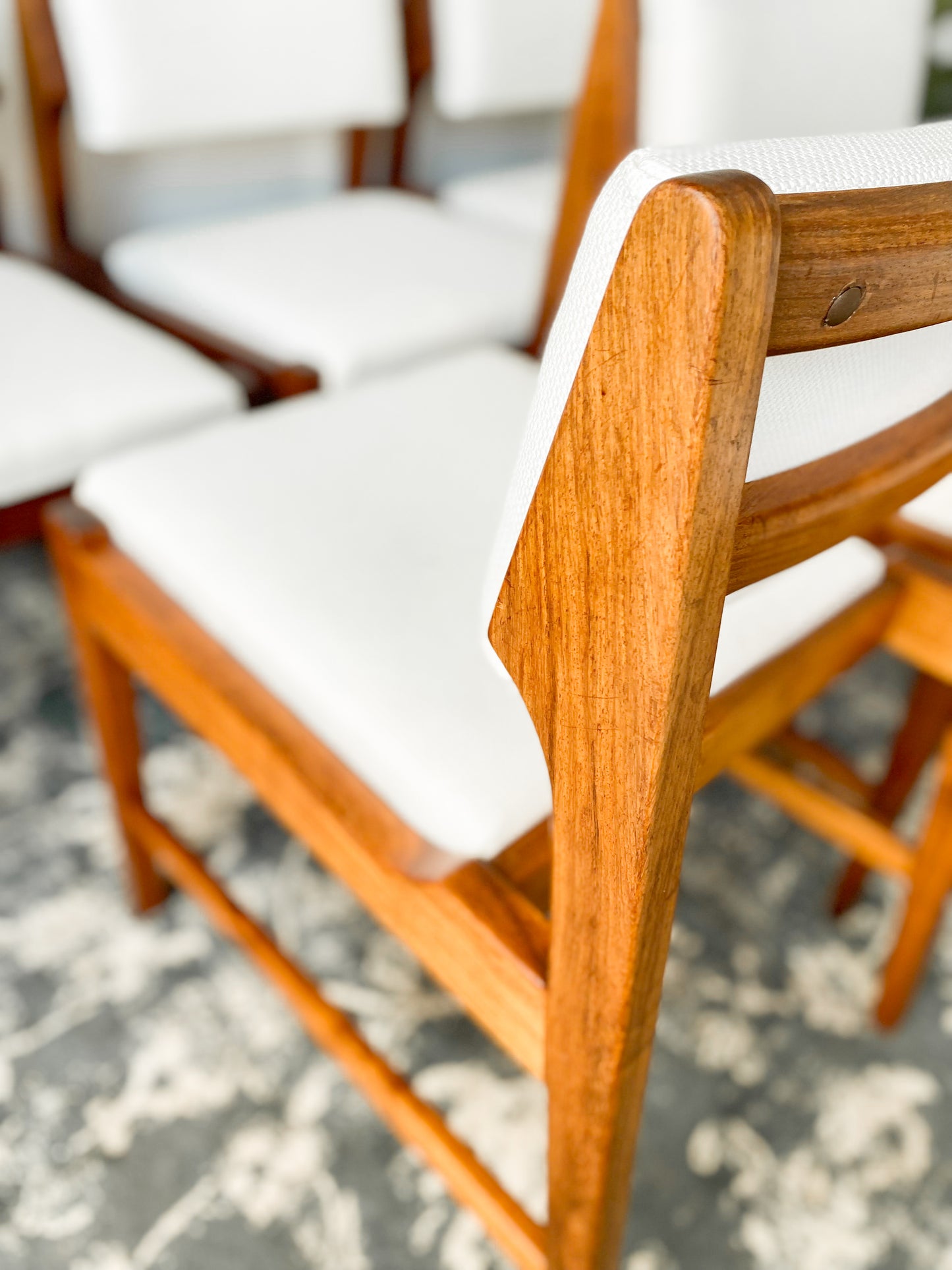 Set of 8 Kallenbach-style dining chairs
