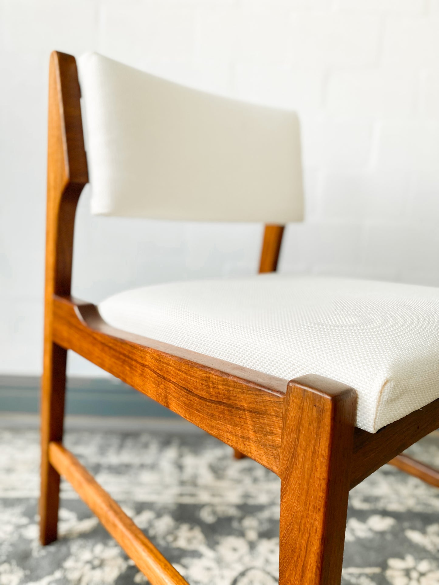 Set of 8 Kallenbach-style dining chairs