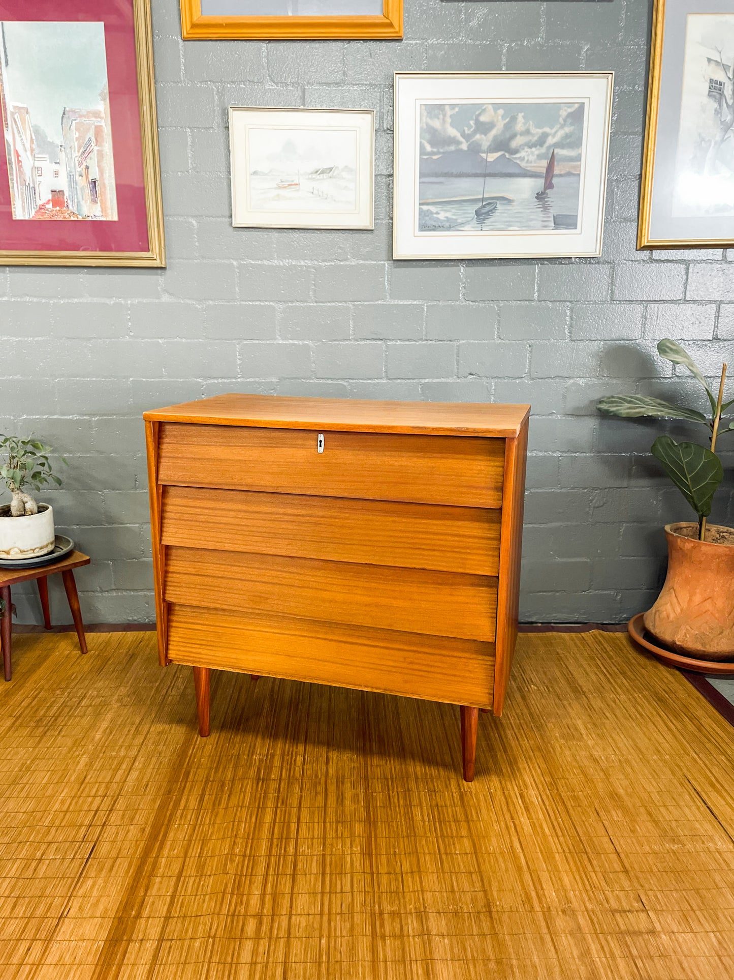 Frystark Chest of Drawers