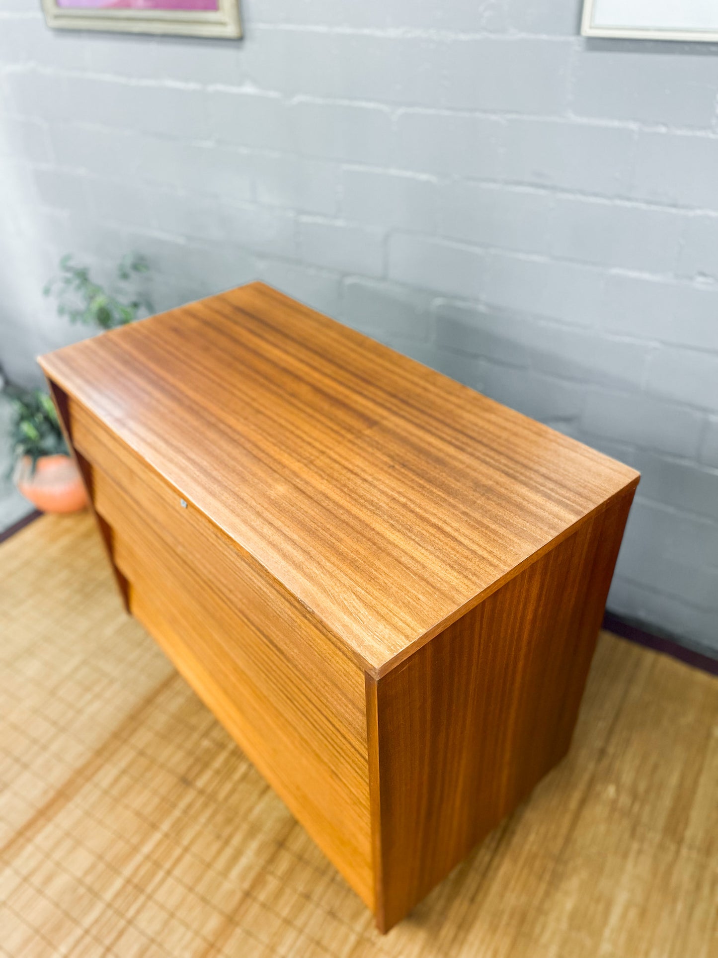 Frystark Chest of Drawers