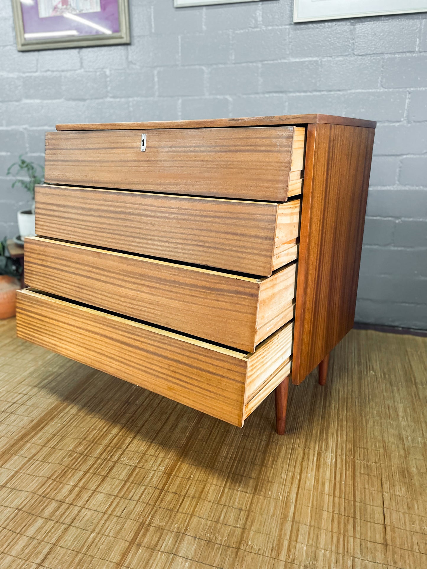 Frystark Chest of Drawers