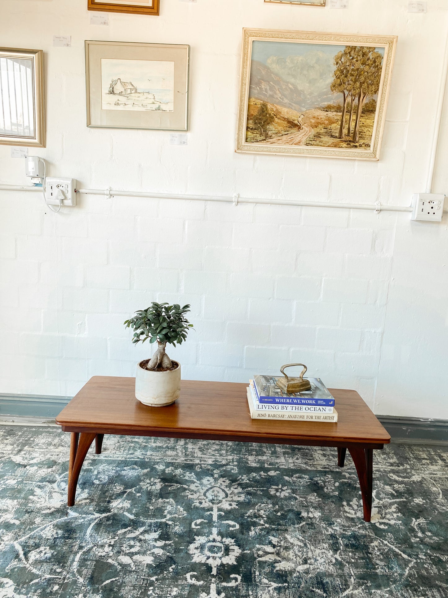 Mid Century WIshbone Coffee table