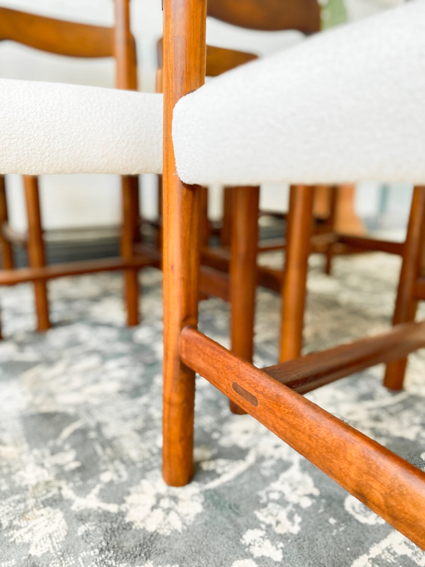 Set of 6 Kiaat Artecasa Dining Chairs