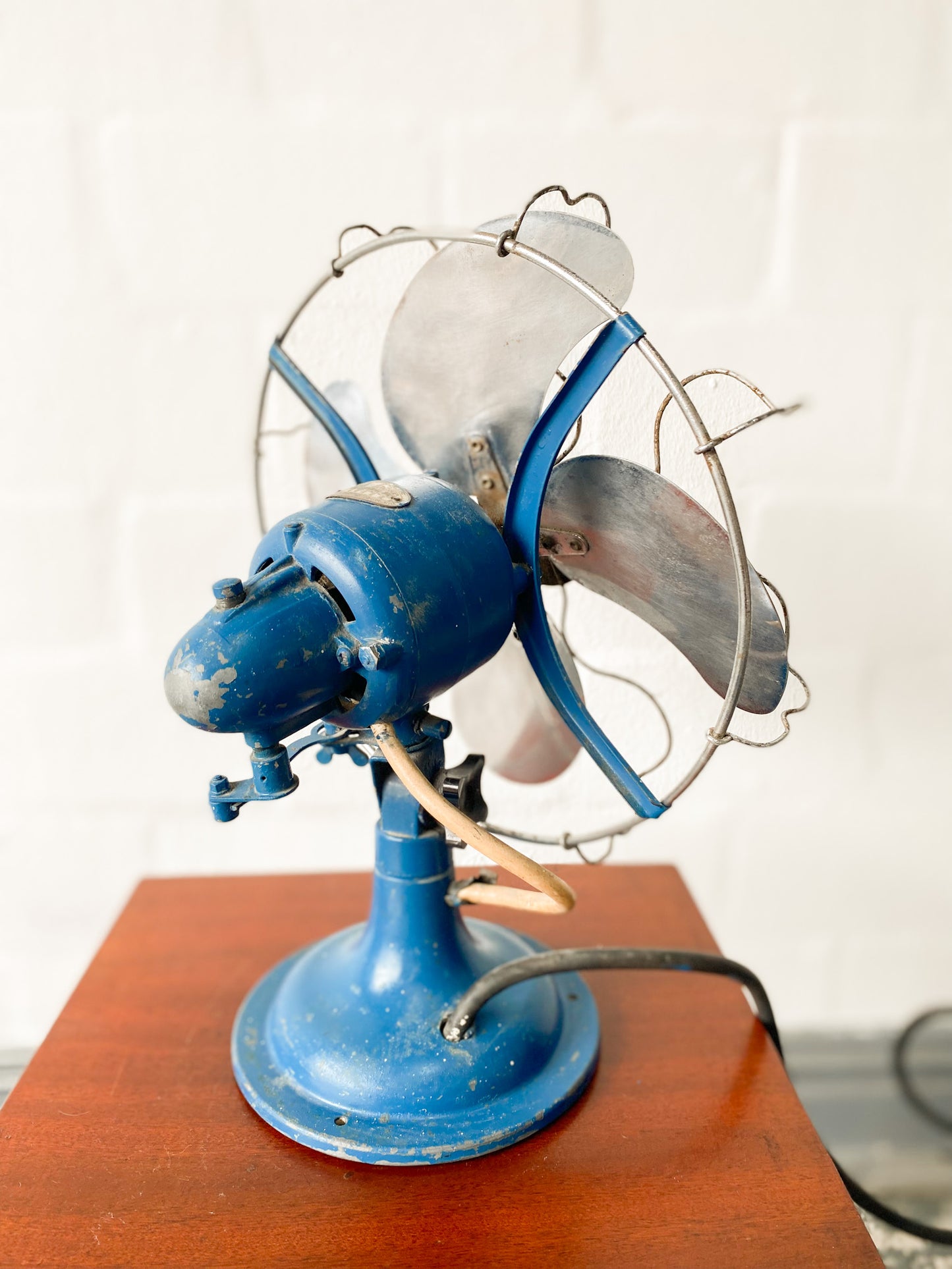 Retro "Limit" Desk Fan