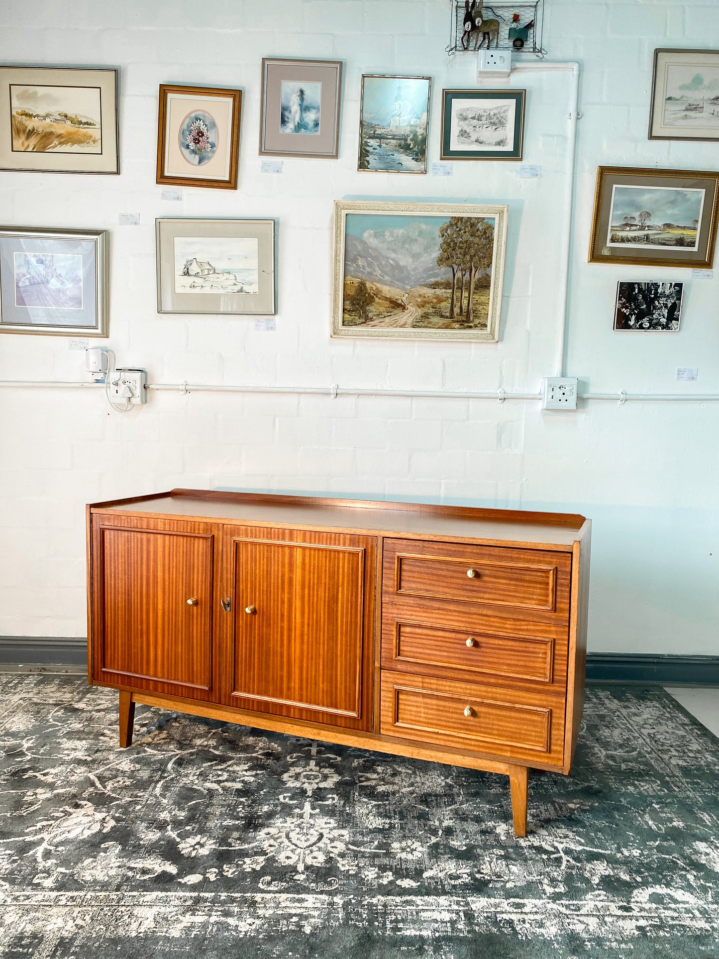 Frystark Sideboard