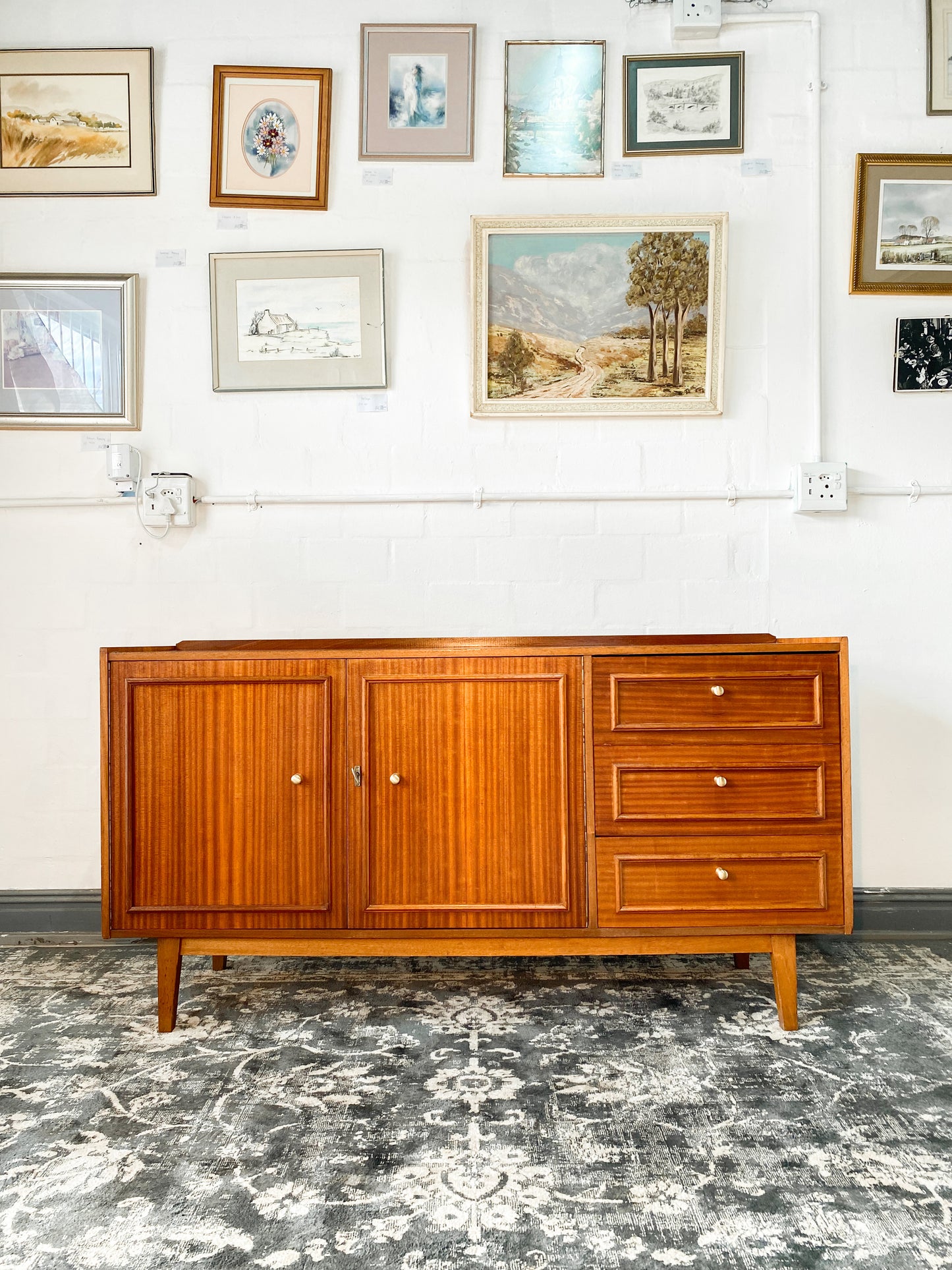 Frystark Sideboard