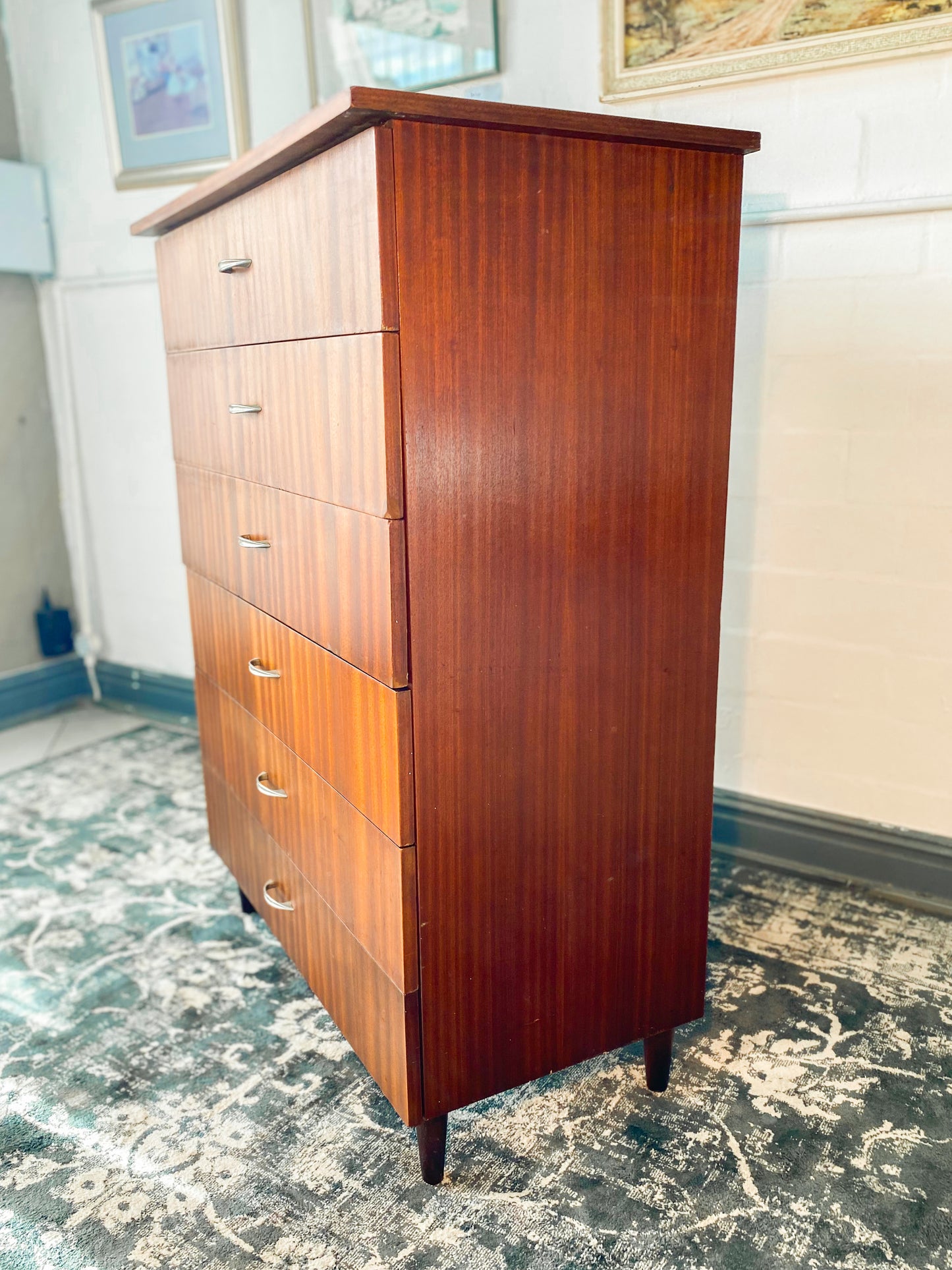 Mid Century Chest of Drawers