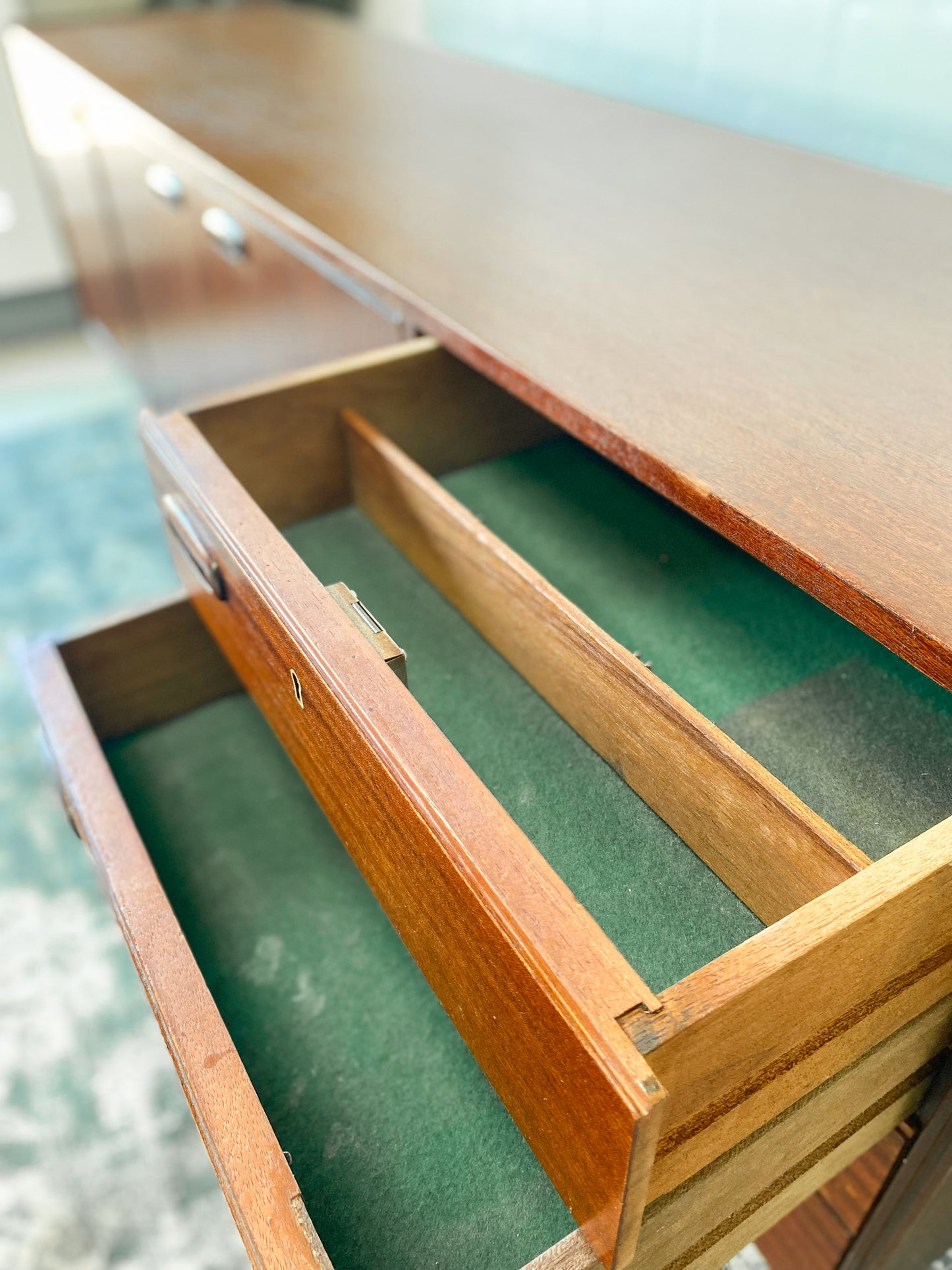 Frystark Sideboard