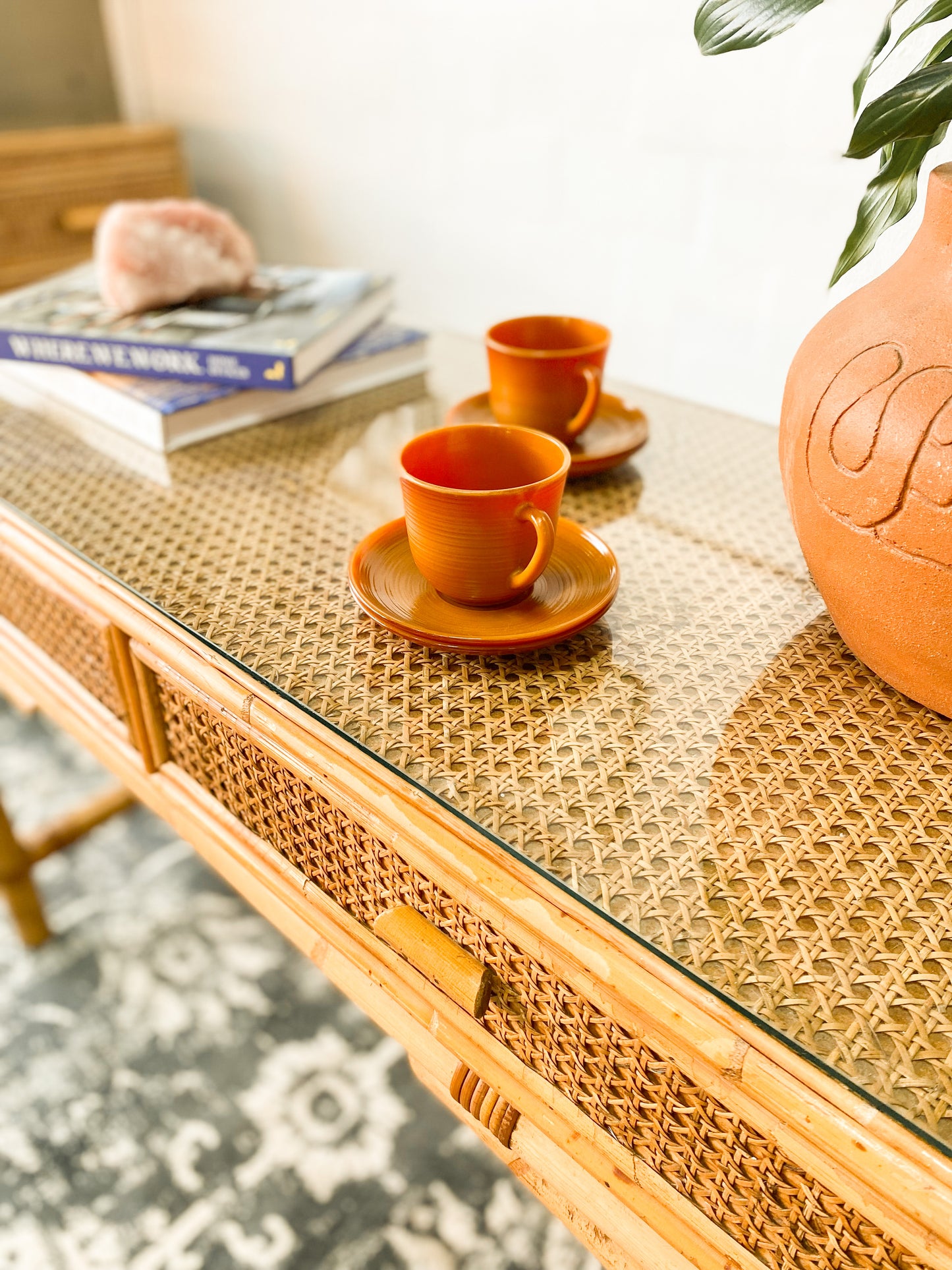 Cane Dresser
