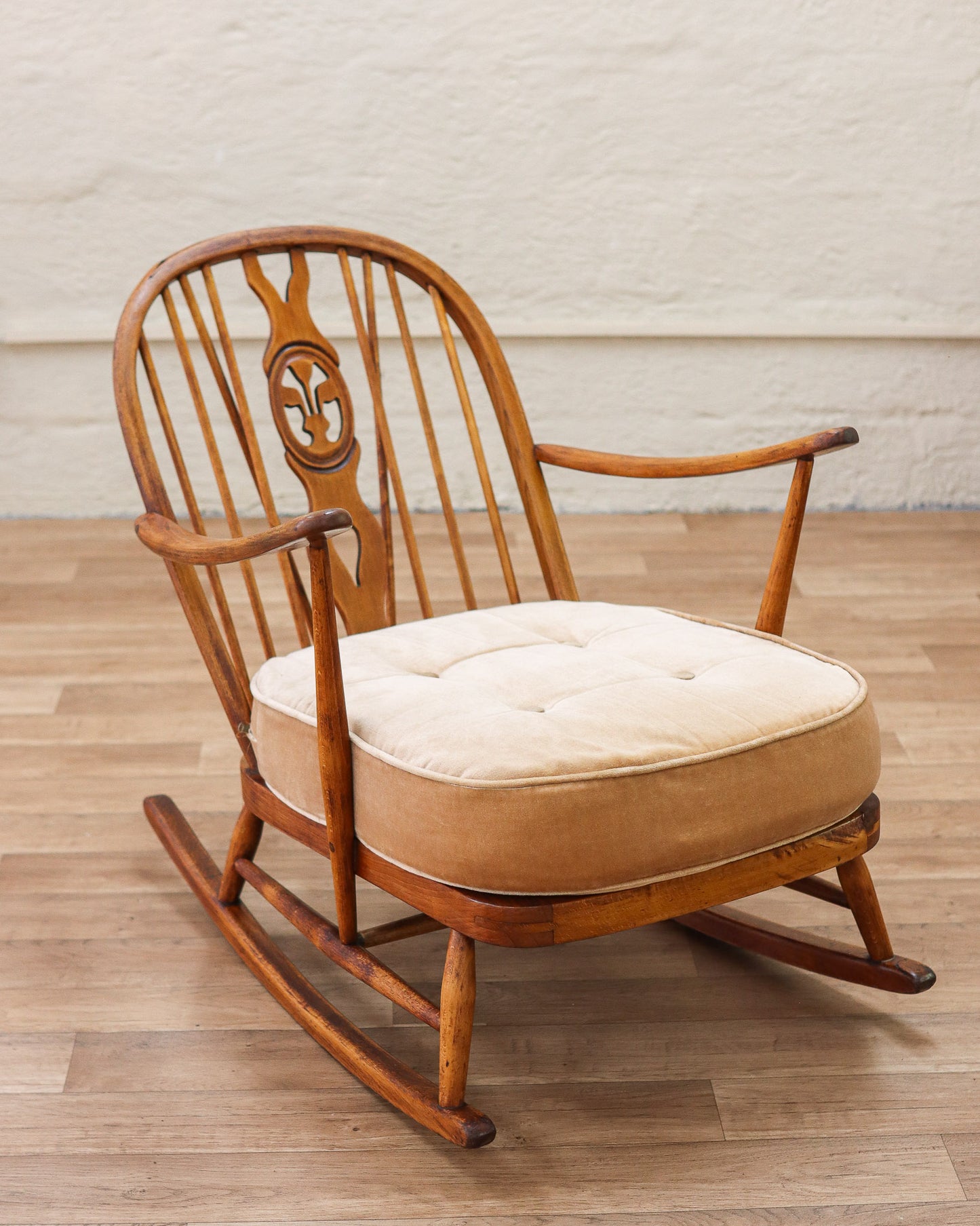 Mid-Century Lubis Rocking Chair