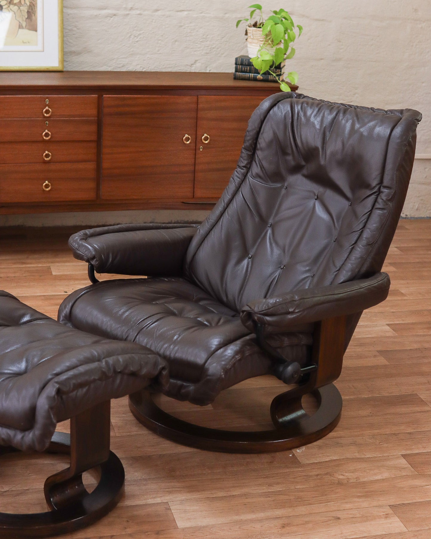 Scandinavian Ekornes Stressless Leather Recliner and Footstool