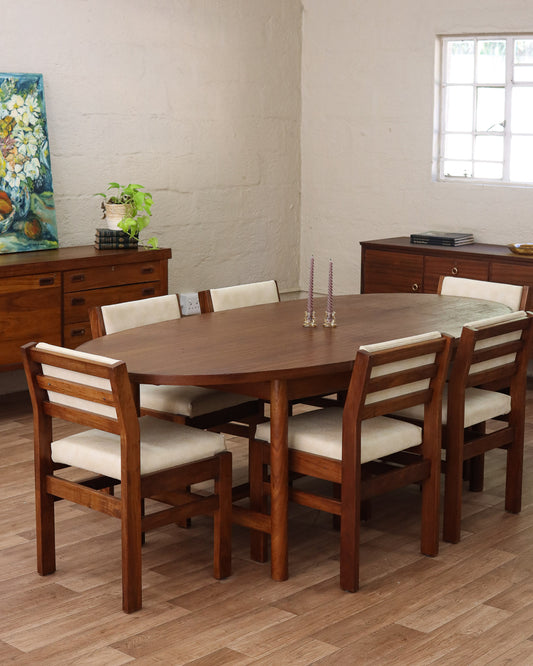 Mid-Century Oval Dining Table by Frystark